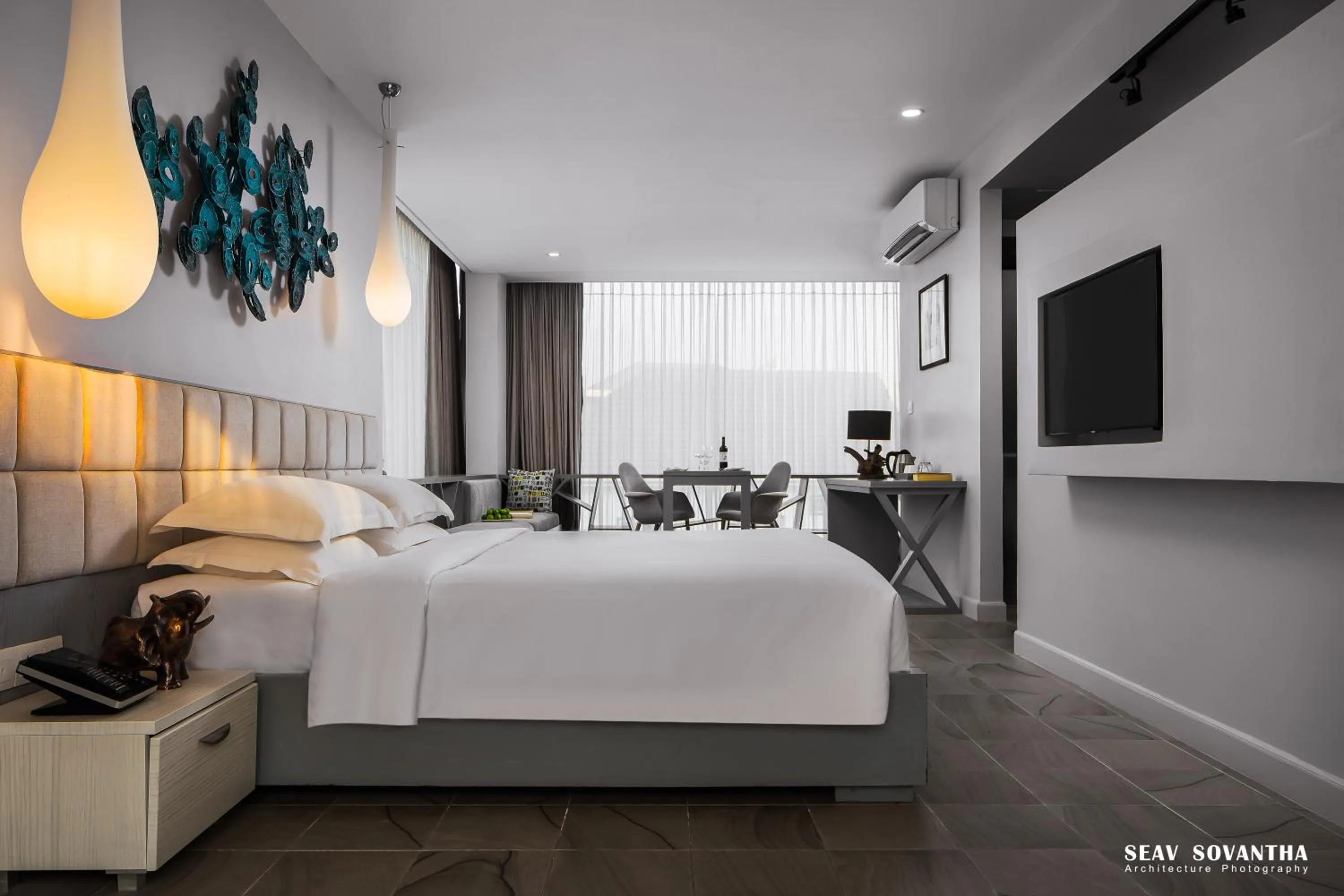 Photo of the whole room, Bed in Damrei Residence & Spa