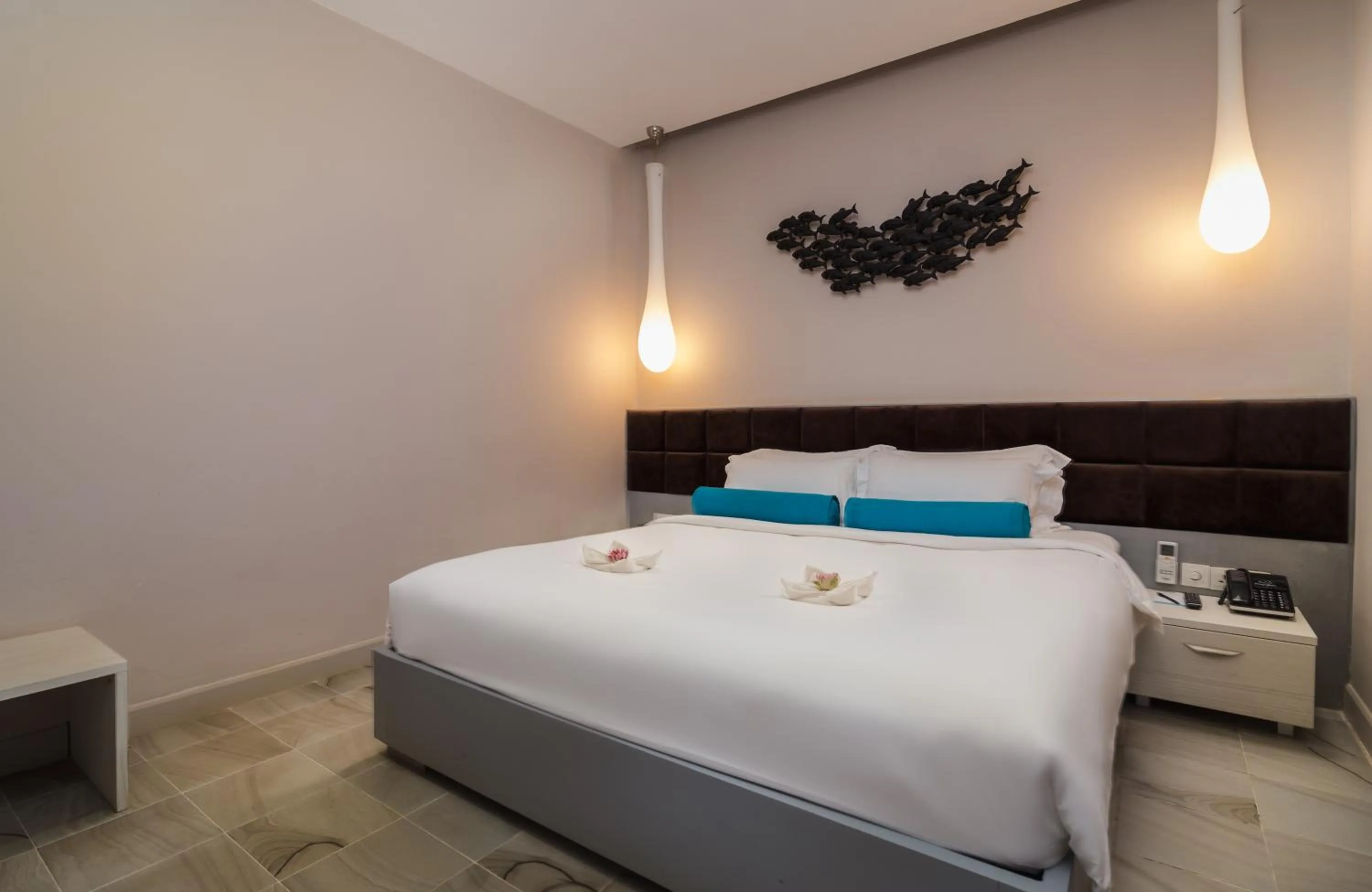 Photo of the whole room, Bed in Damrei Residence & Spa