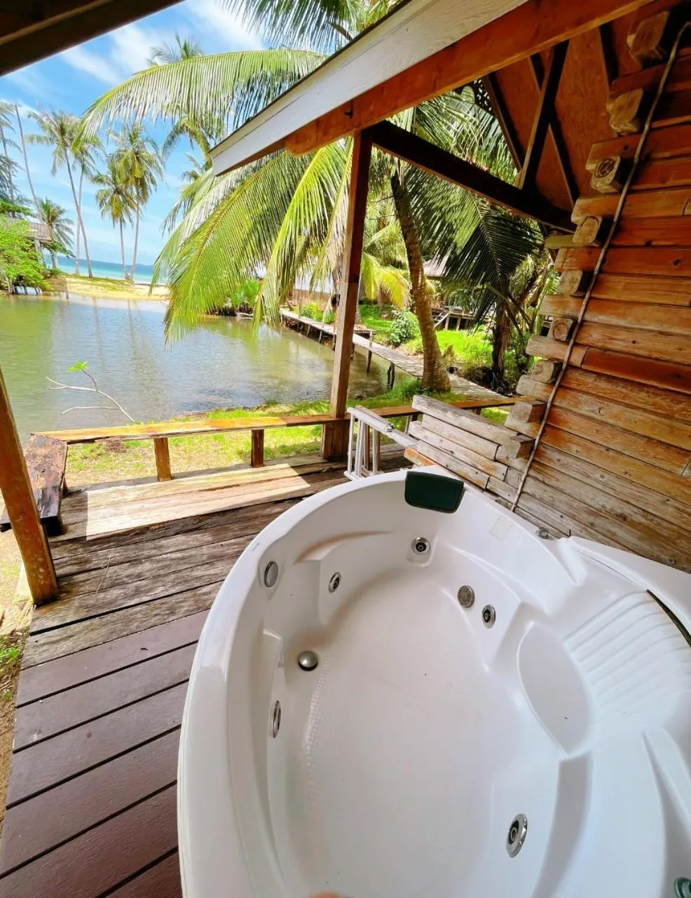 A-Na-Lay Resort Koh Kood