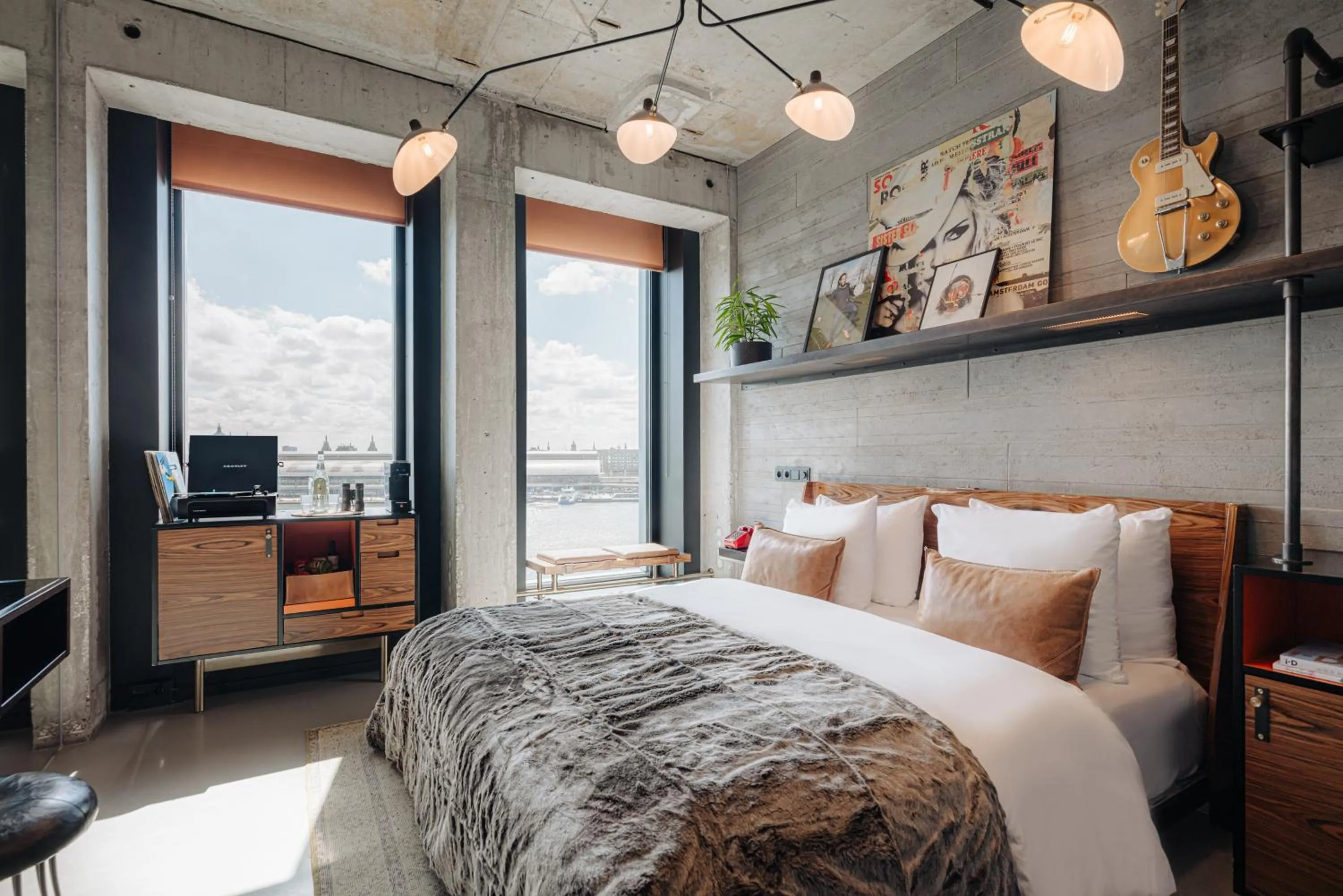 Bedroom, Bed in Sir Adam Hotel, part of Sircle Collection