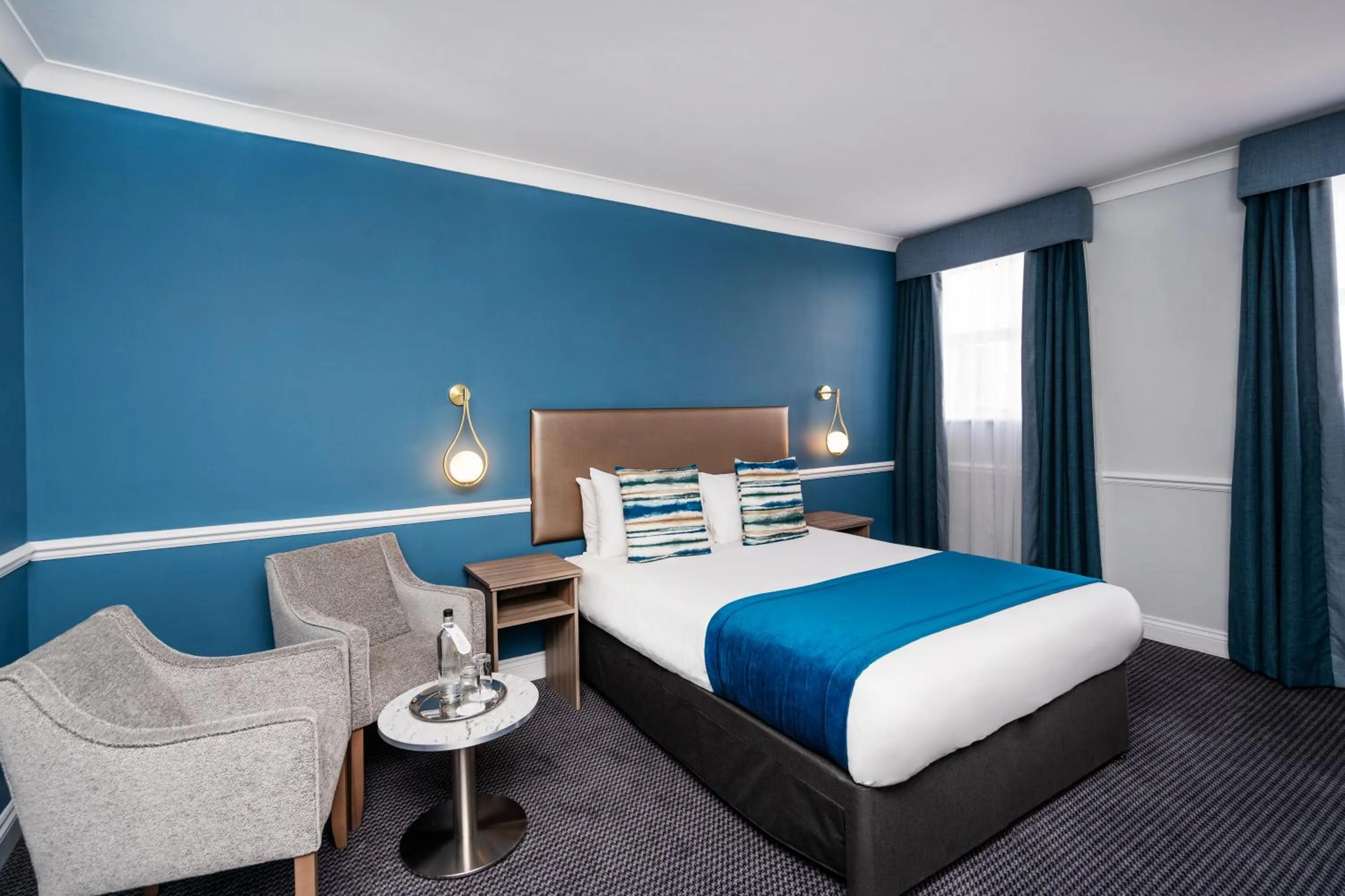 Bed in Bromley Court Hotel London