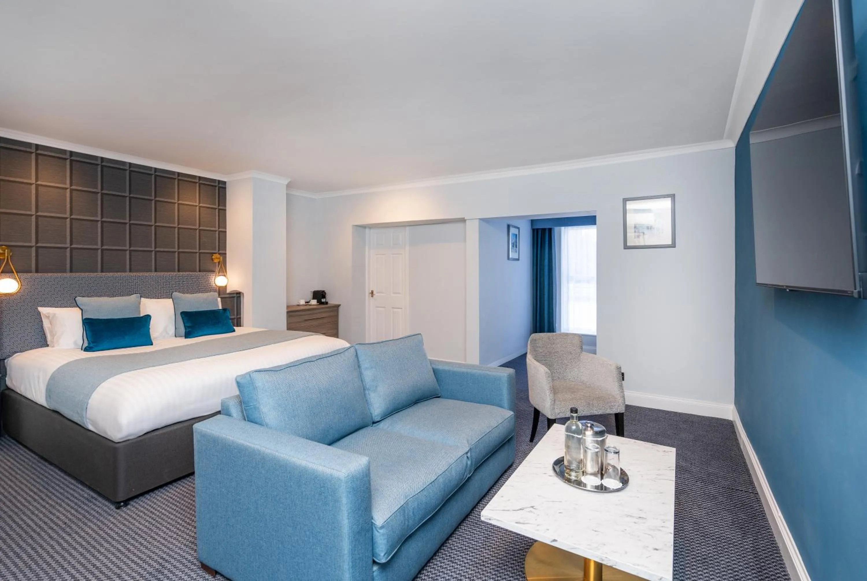 Bed in Bromley Court Hotel London