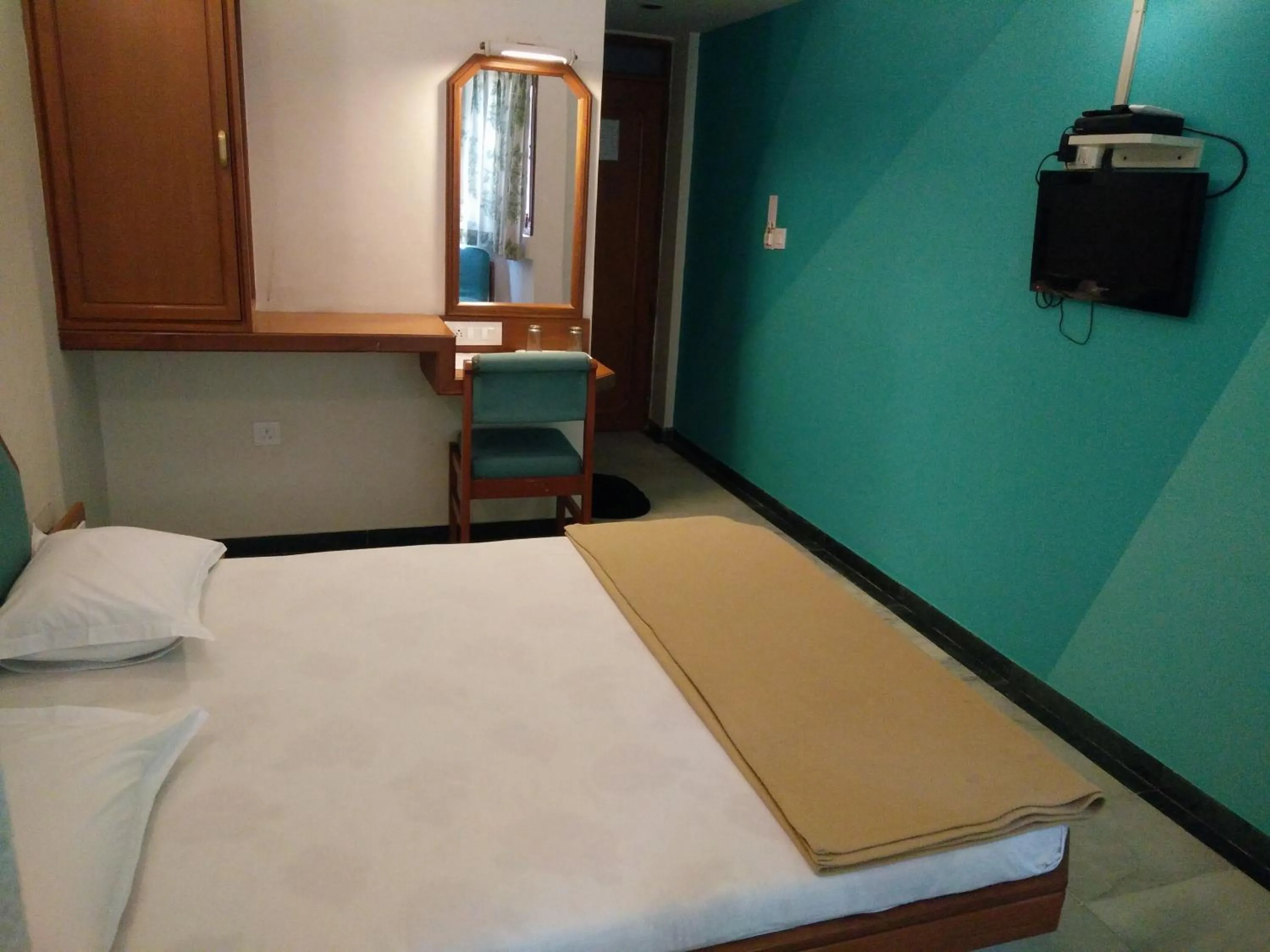 Other, Bed in Hotel GRG