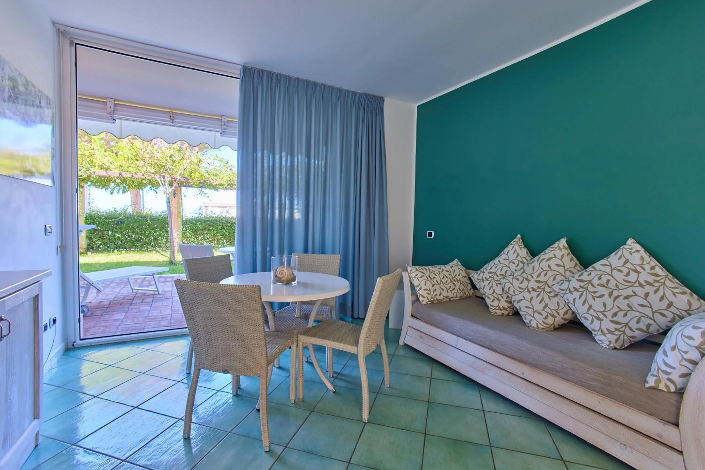 Photo of the whole room in Ancora Resort