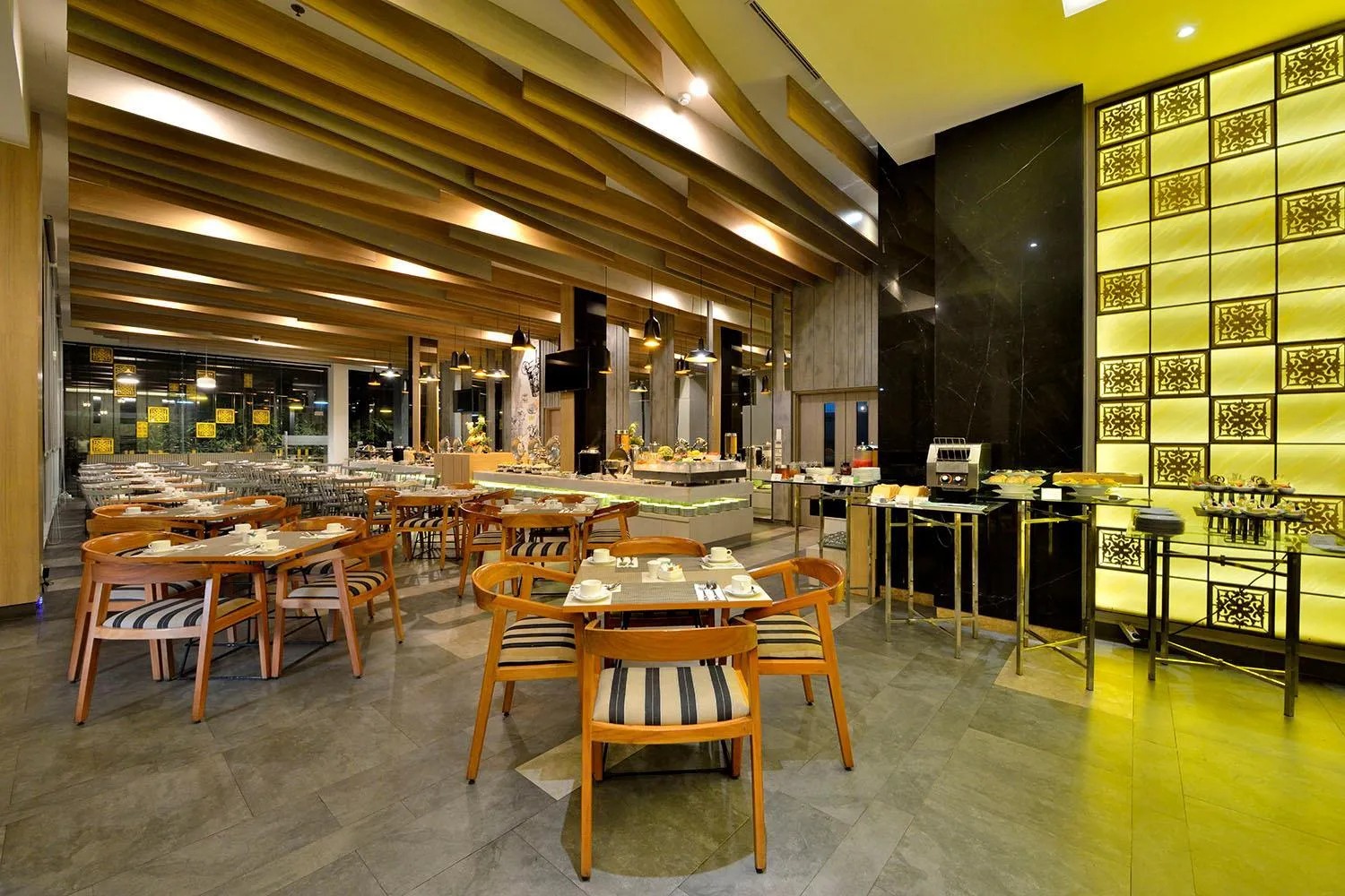 Restaurant/places to eat in THE 1O1 Palembang Rajawali