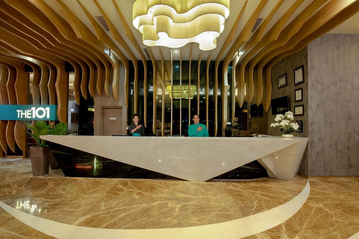 Lobby or reception in THE 1O1 Palembang Rajawali