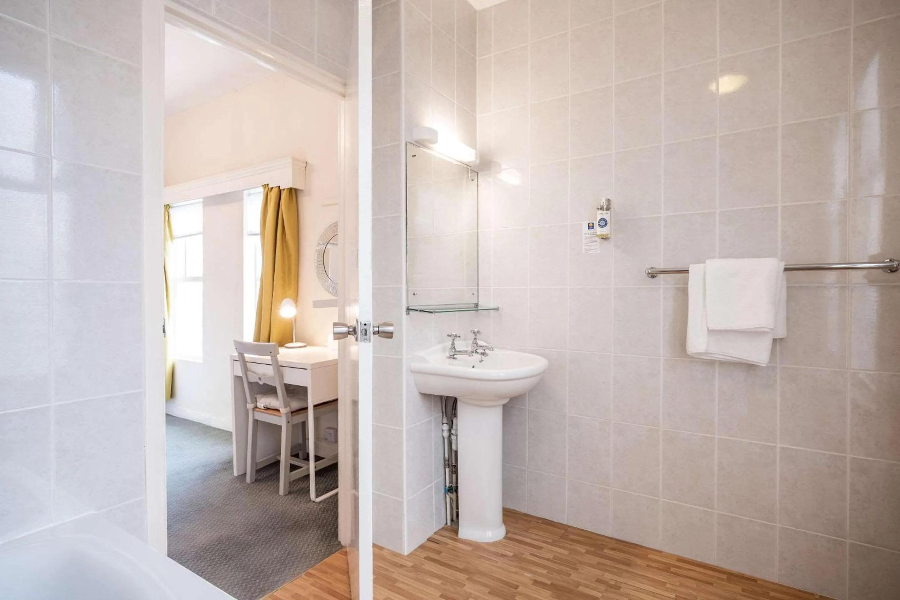 Bathroom in Comfort Hotel Great Yarmouth