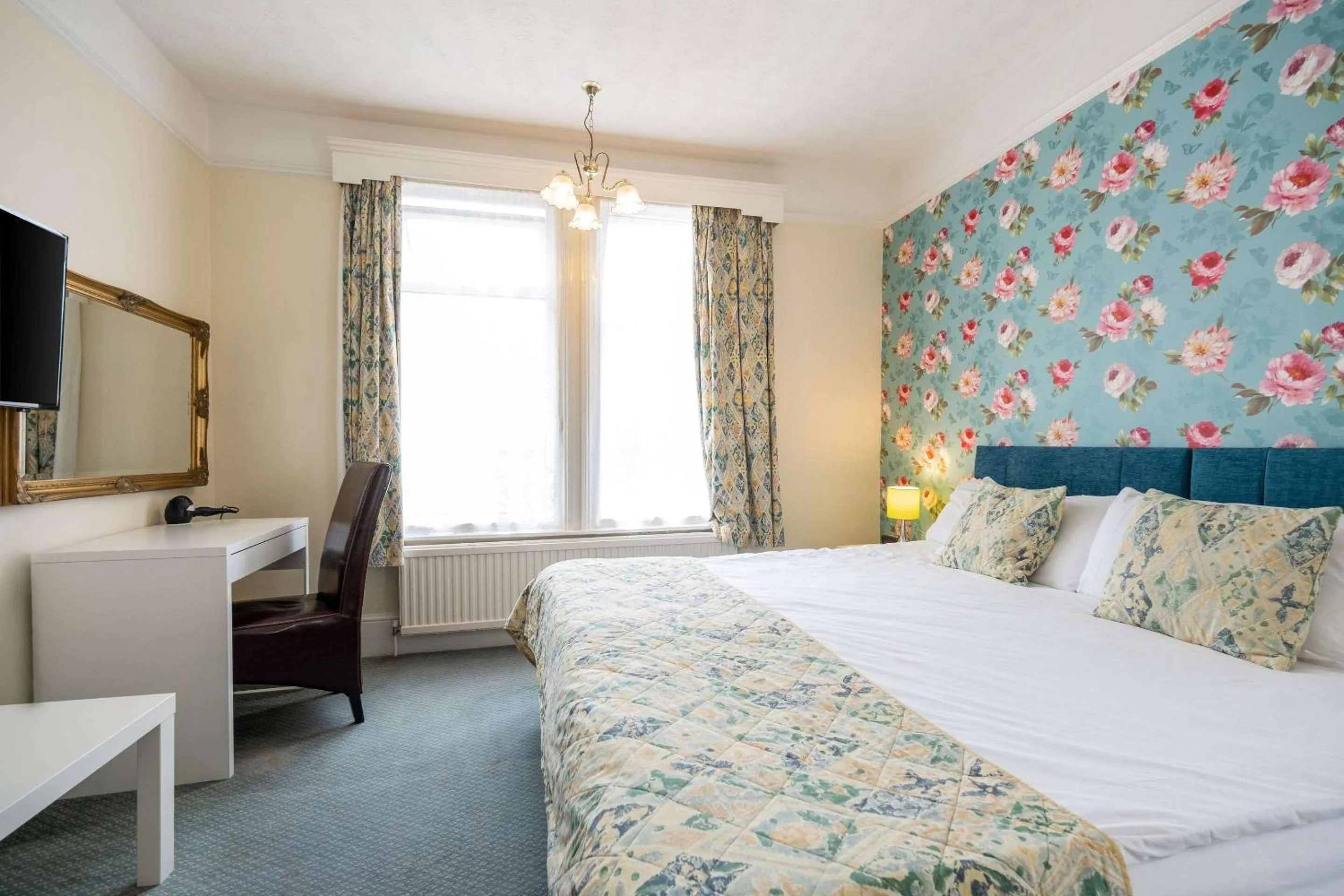 Photo of the whole room in Comfort Hotel Great Yarmouth