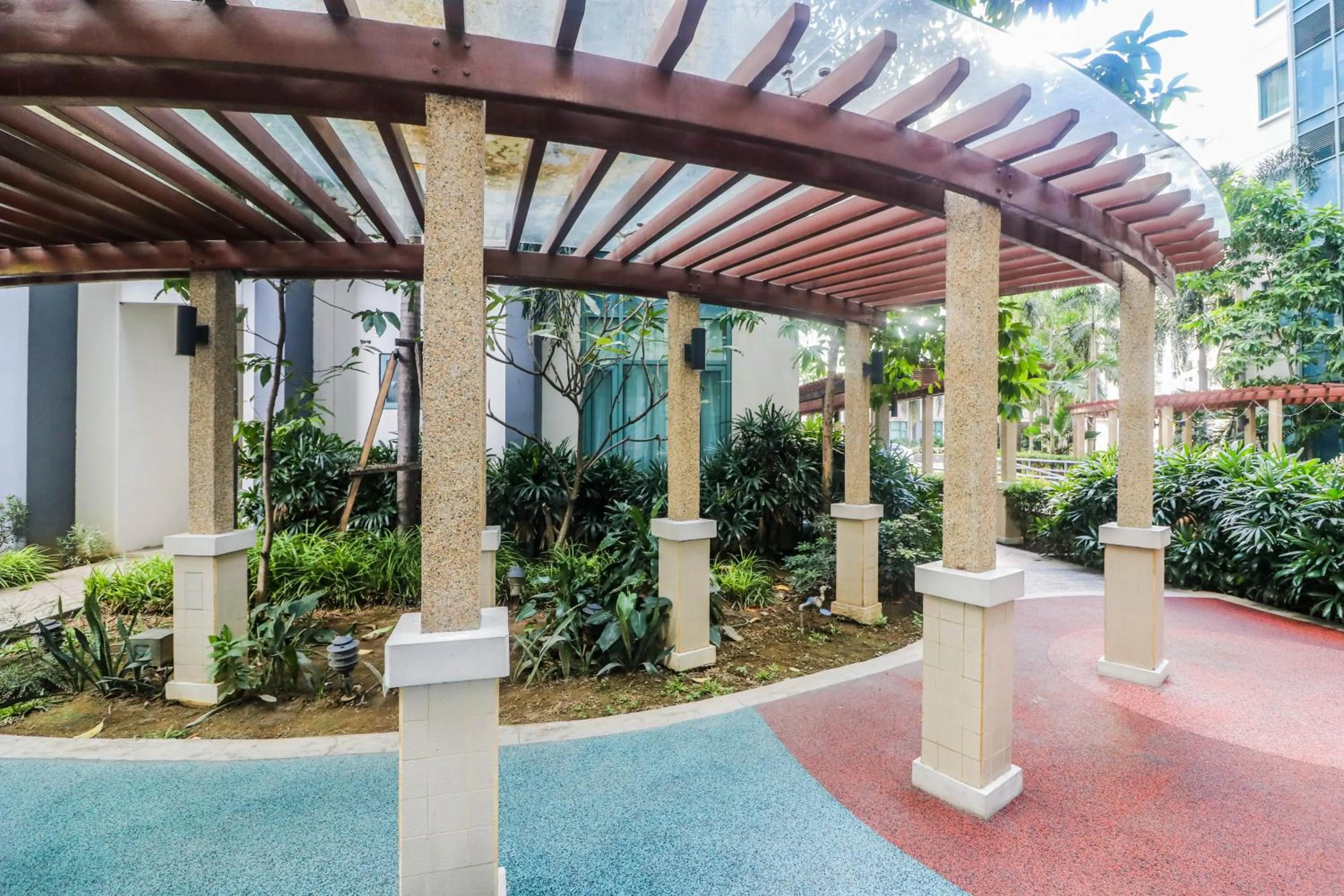 Garden in PRS at One Palm Tree Villa near T3 Airport