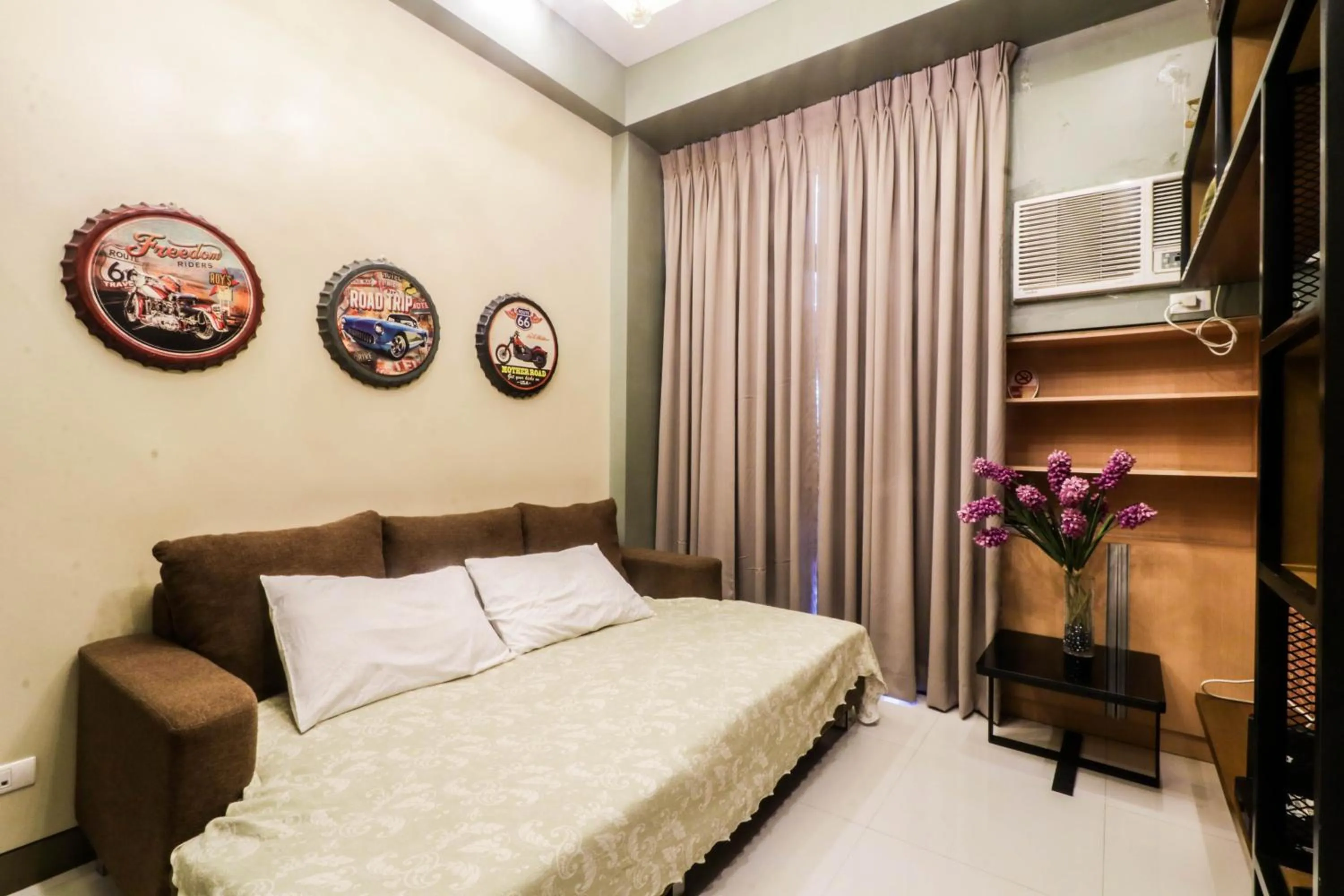 Bedroom, Bed in PRS at One Palm Tree Villa near T3 Airport
