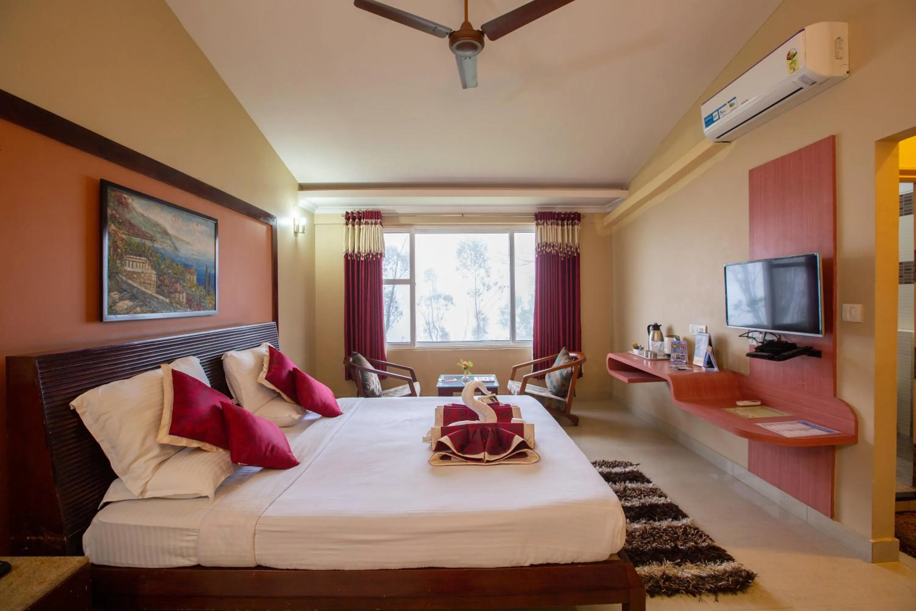 Bed in KSTDC Hotel Mayura Valley View Madikeri