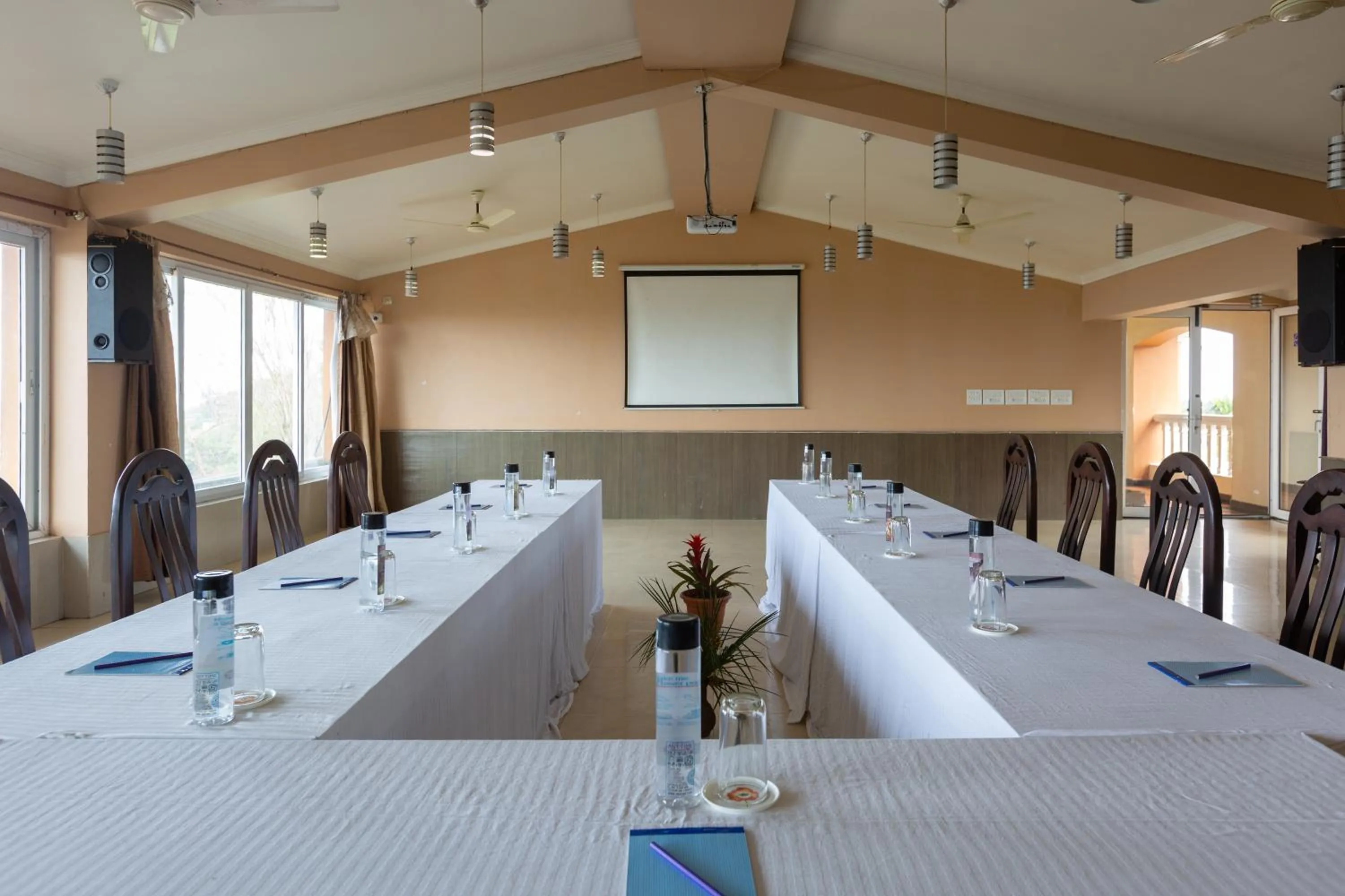 KSTDC Hotel Mayura Valley View Madikeri