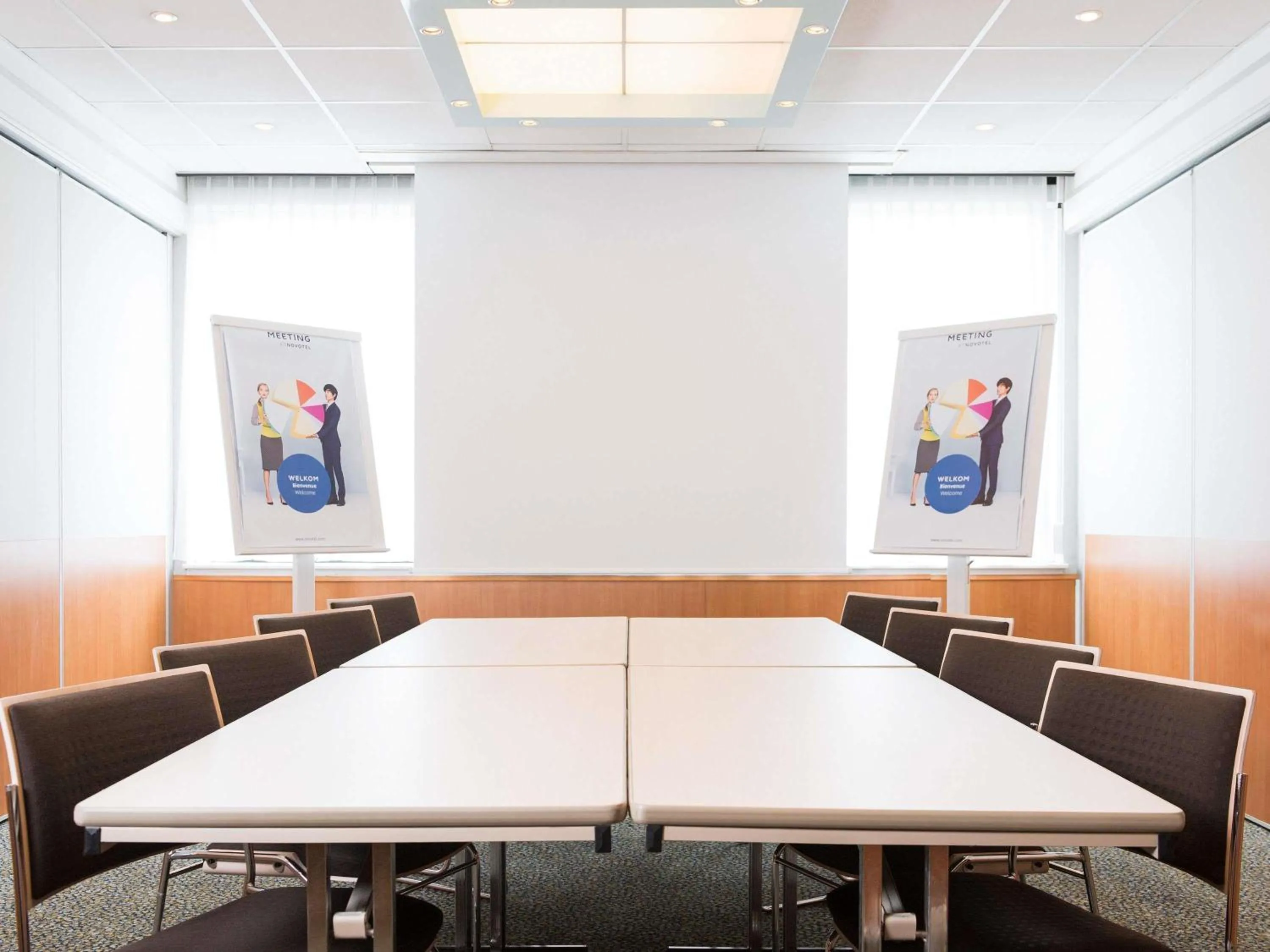 Meeting/conference room in Novotel Brussels Airport