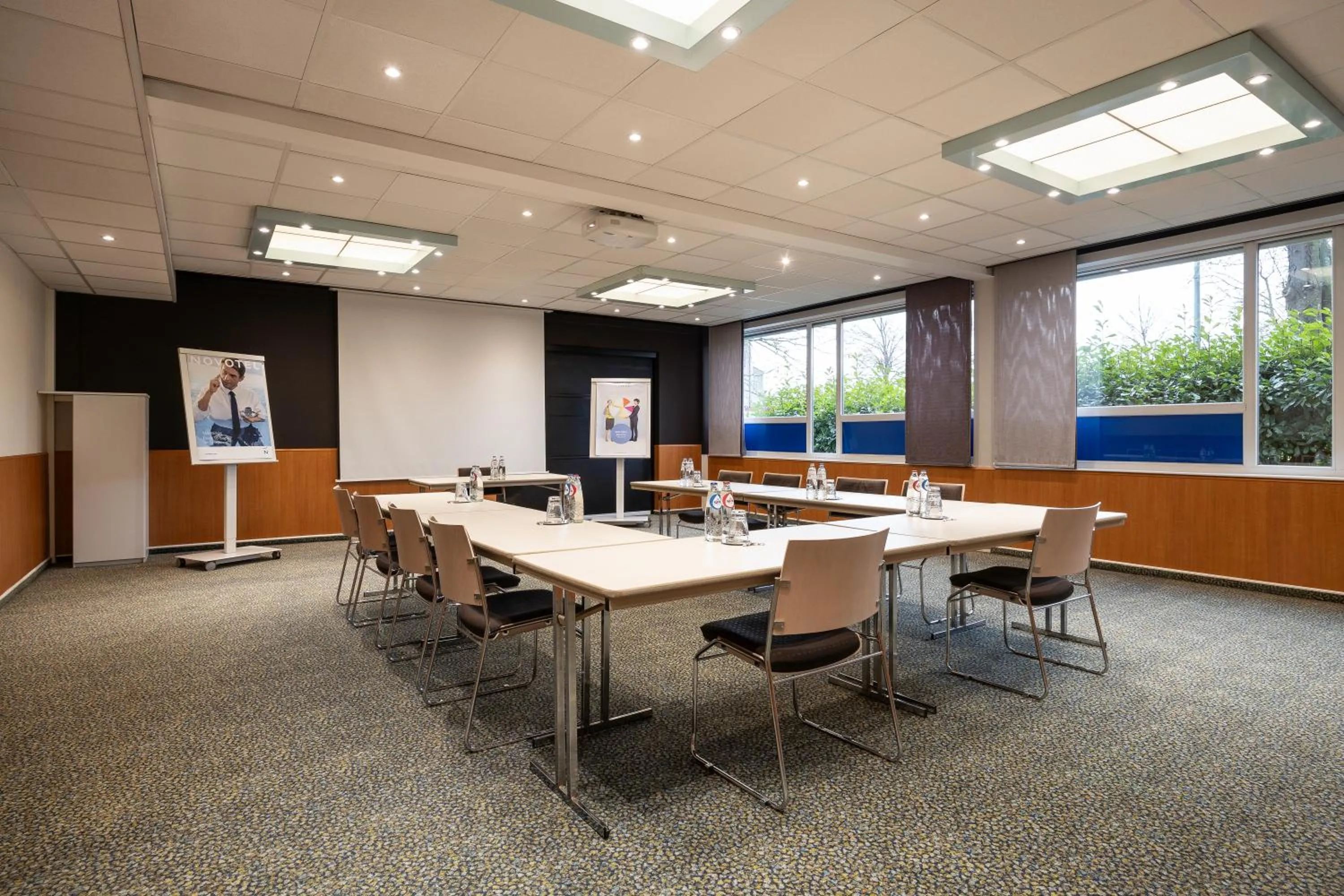 Meeting/conference room in Novotel Brussels Airport