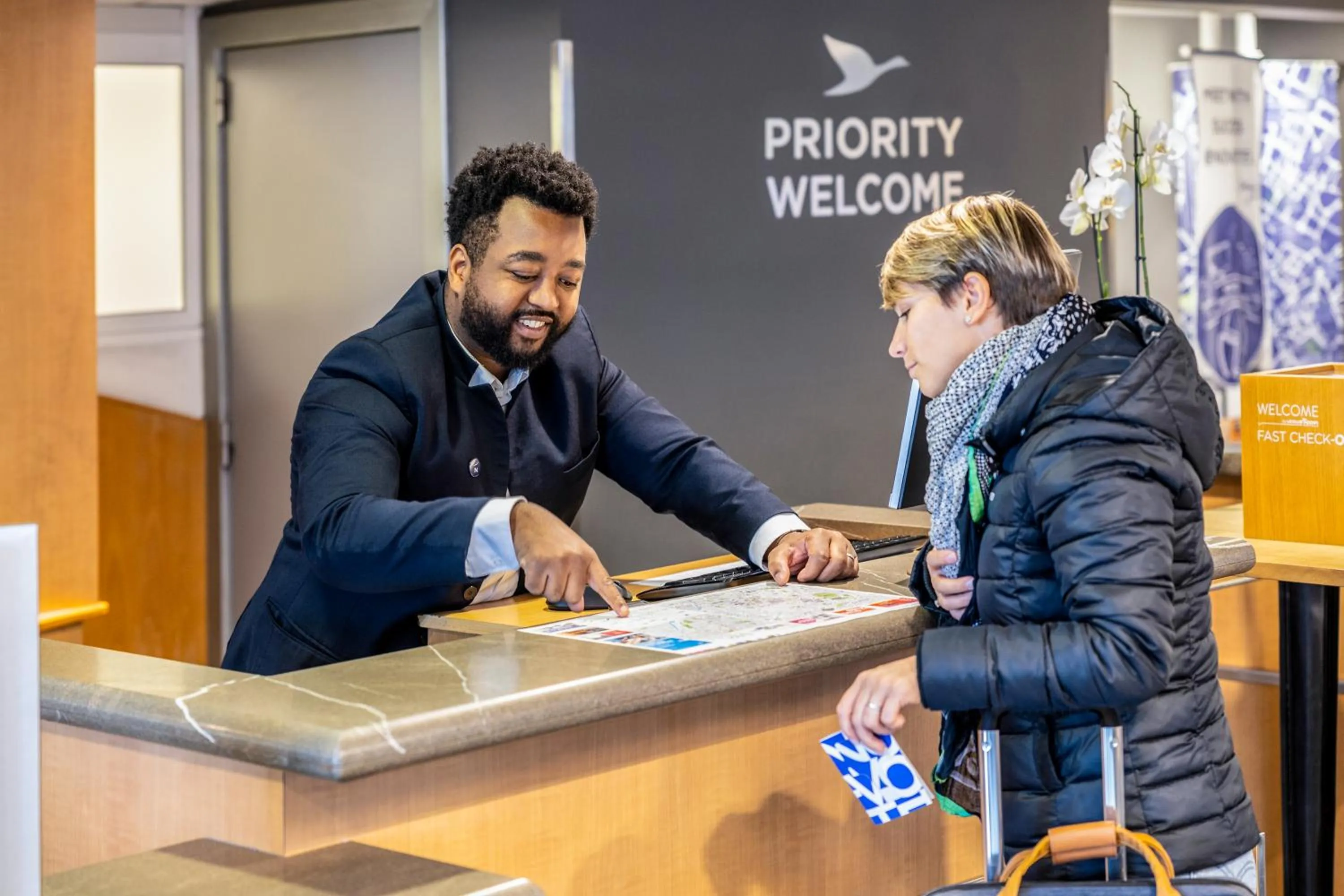 Lobby or reception in Novotel Brussels Airport