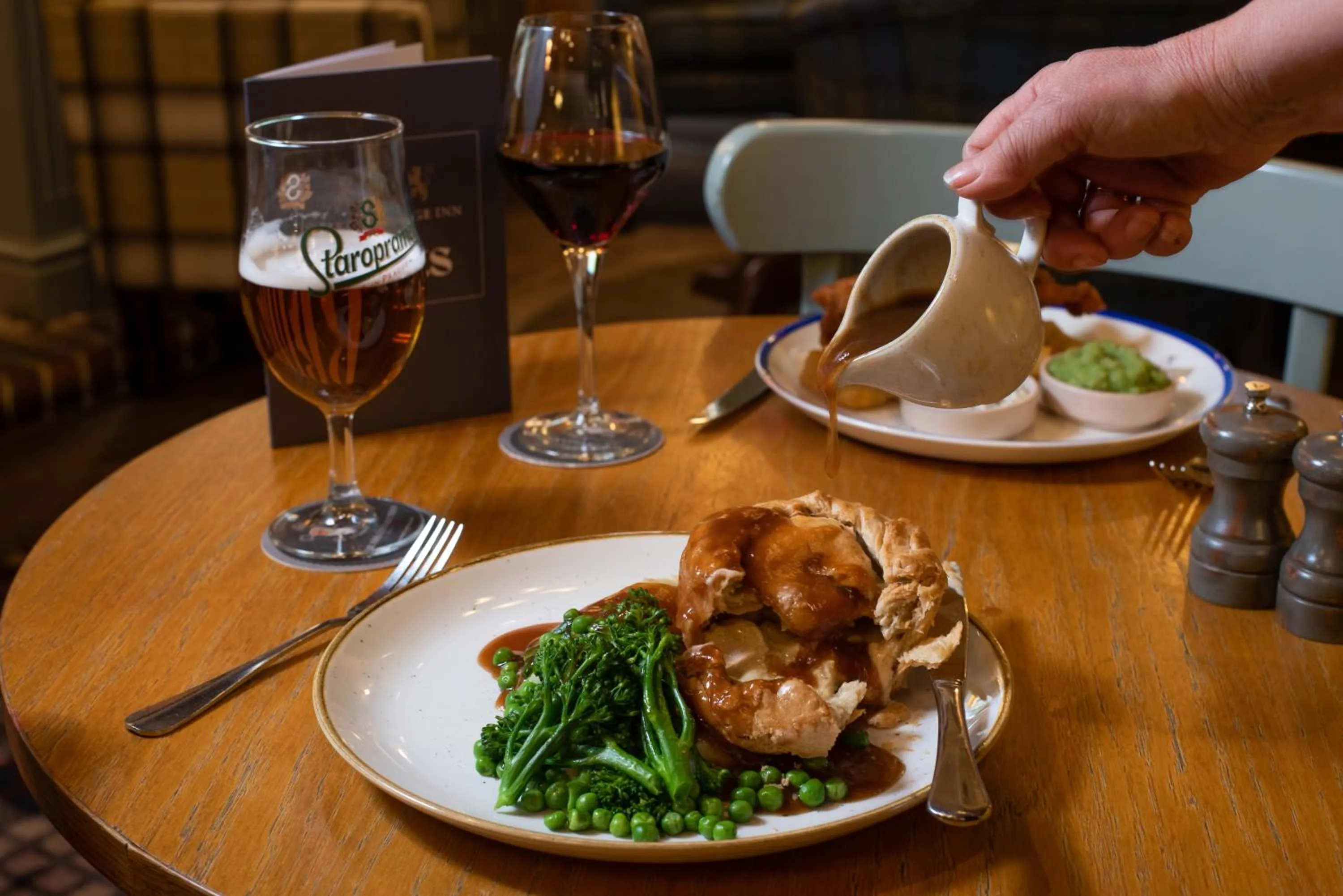 Restaurant/places to eat in The Kingslodge Inn - The Inn Collection Group