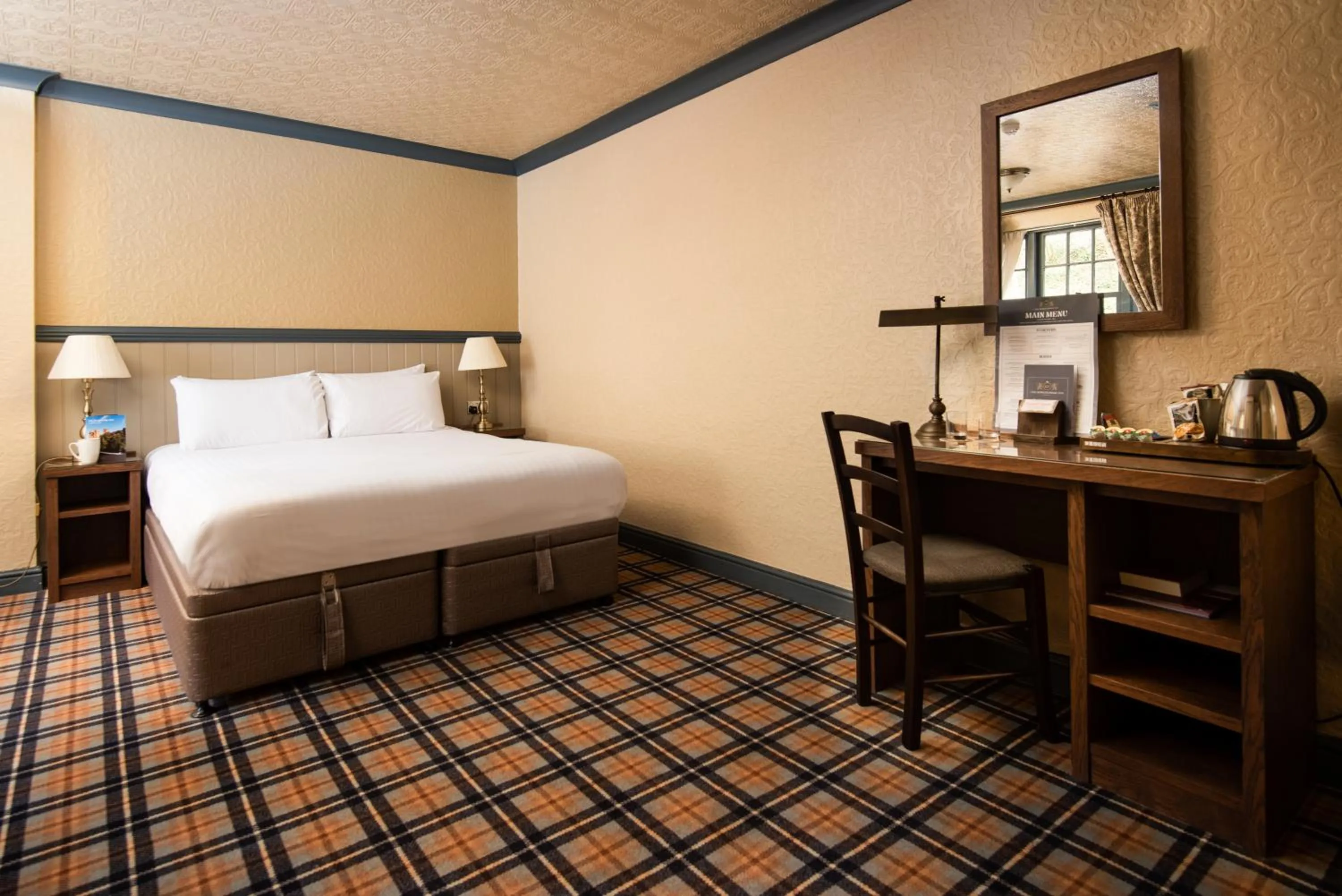 Family, Bed in The Kingslodge Inn - The Inn Collection Group