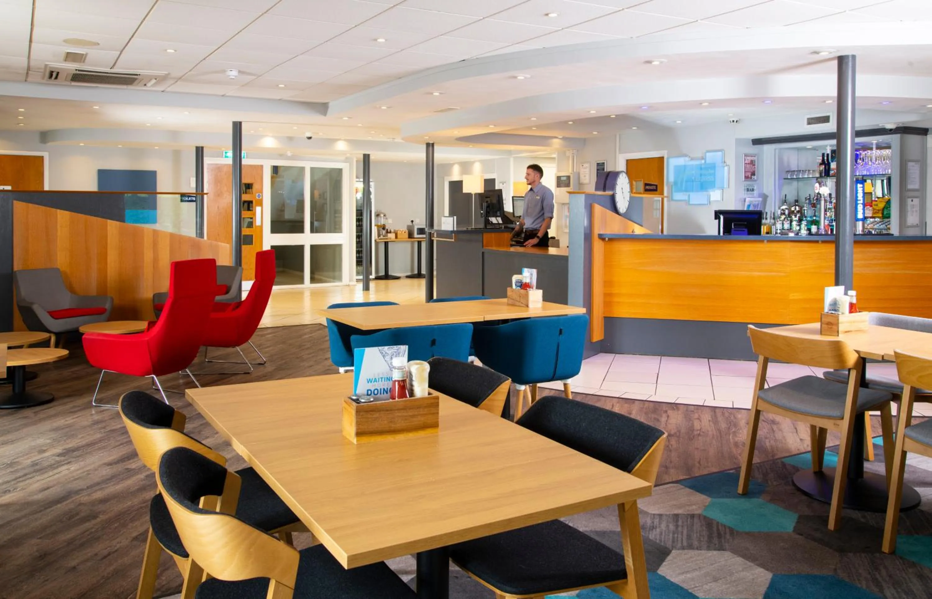 Lobby or reception in Holiday Inn Express Peterborough by IHG
