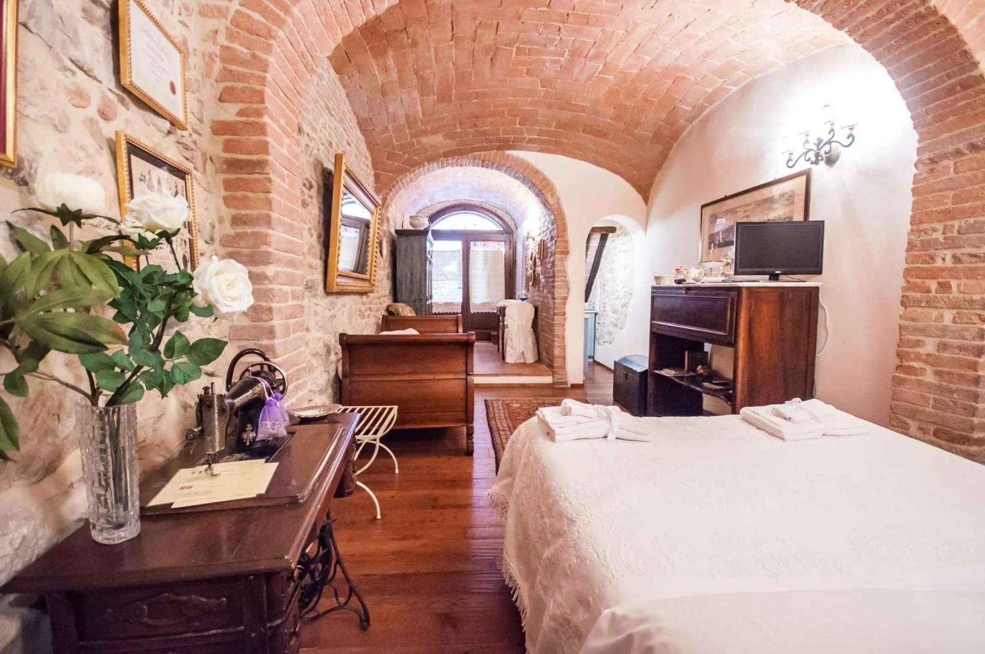 Photo of the whole room, Bed in B&B Antica Gabella