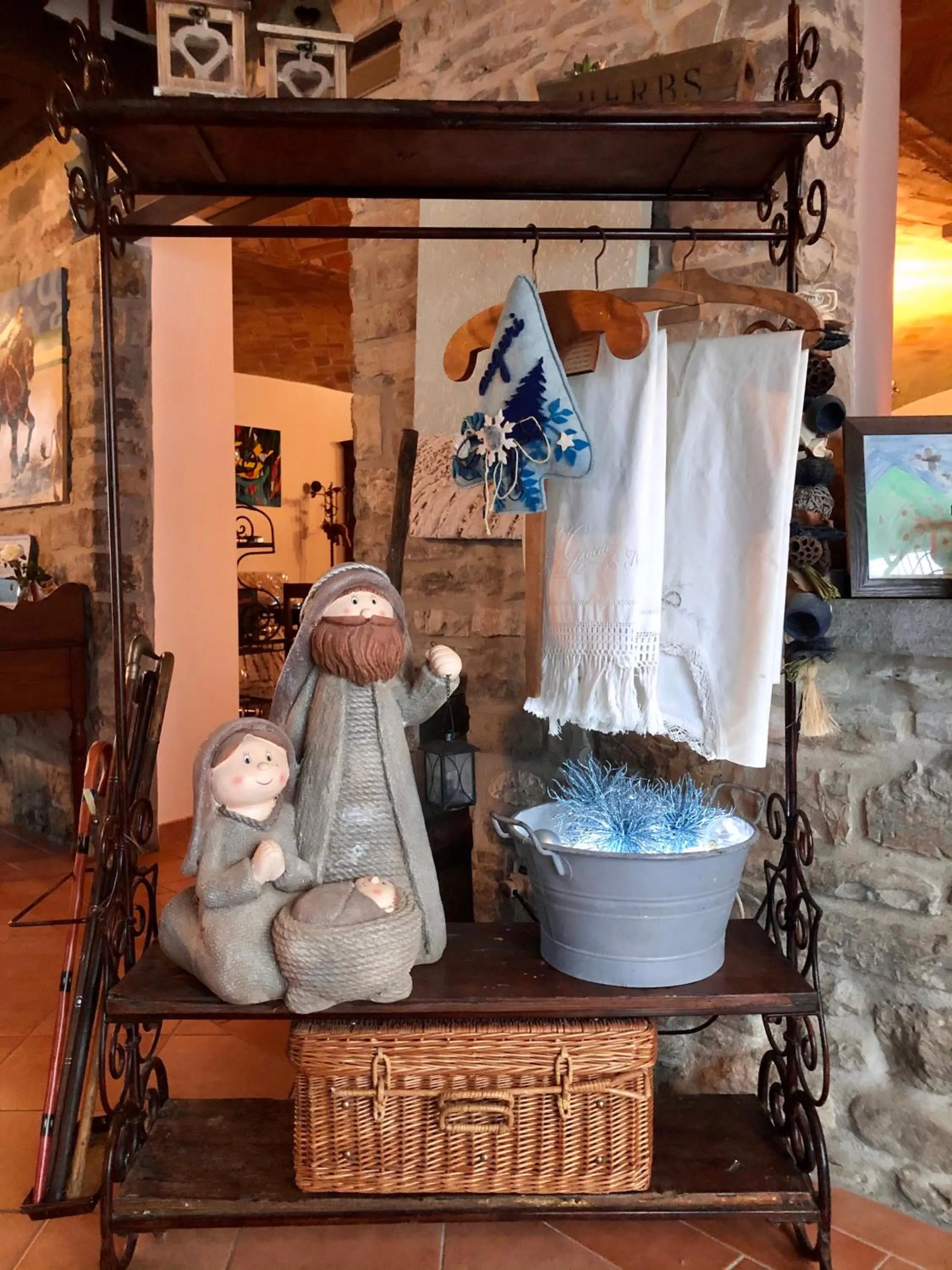 hair dresser in La Locanda nel vento