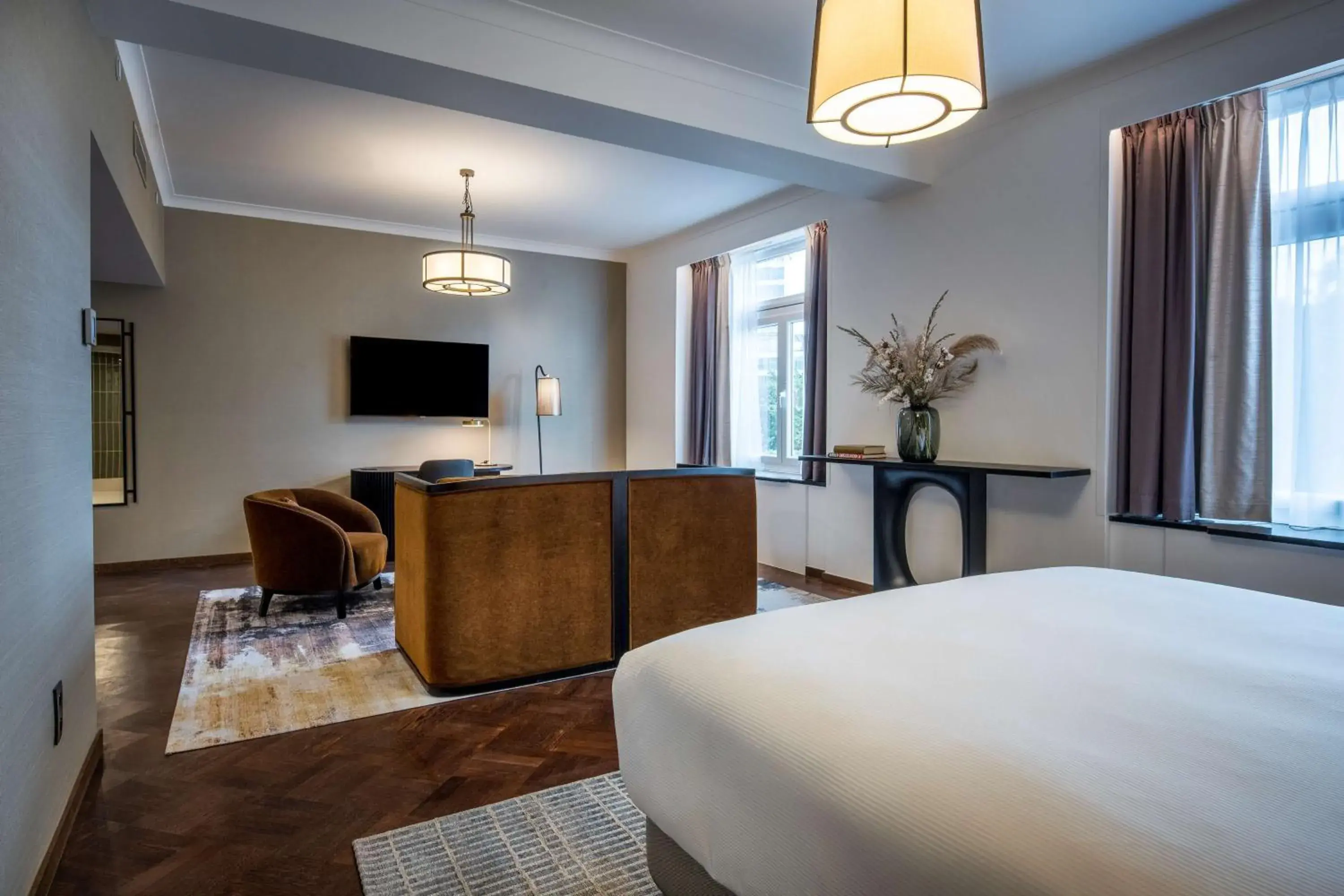 Junior King Suite with View in DoubleTree By Hilton Brussels City Junior King Suite with View in DoubleTree By Hilton Brussels City