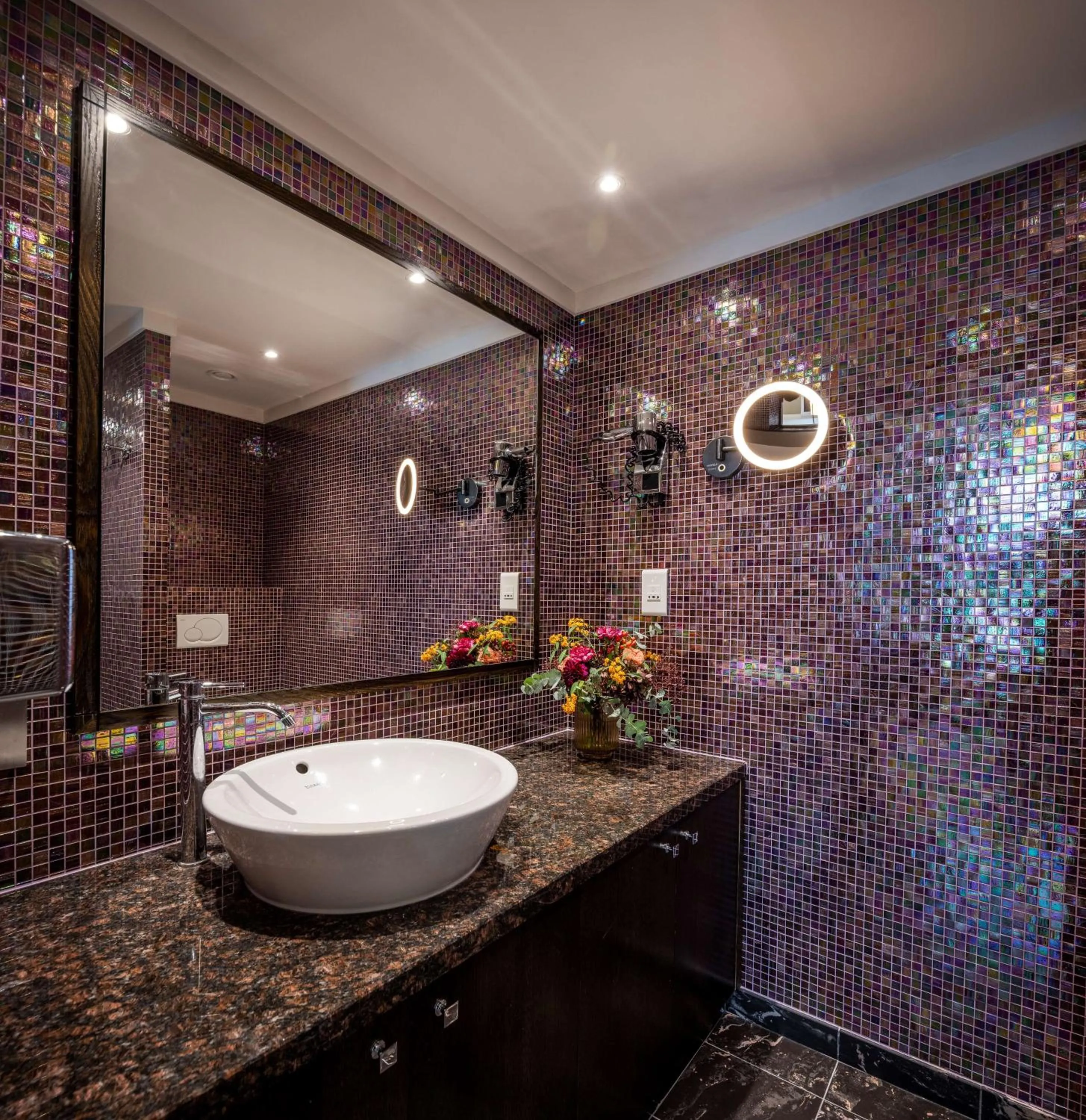 Bed in DoubleTree By Hilton Brussels City