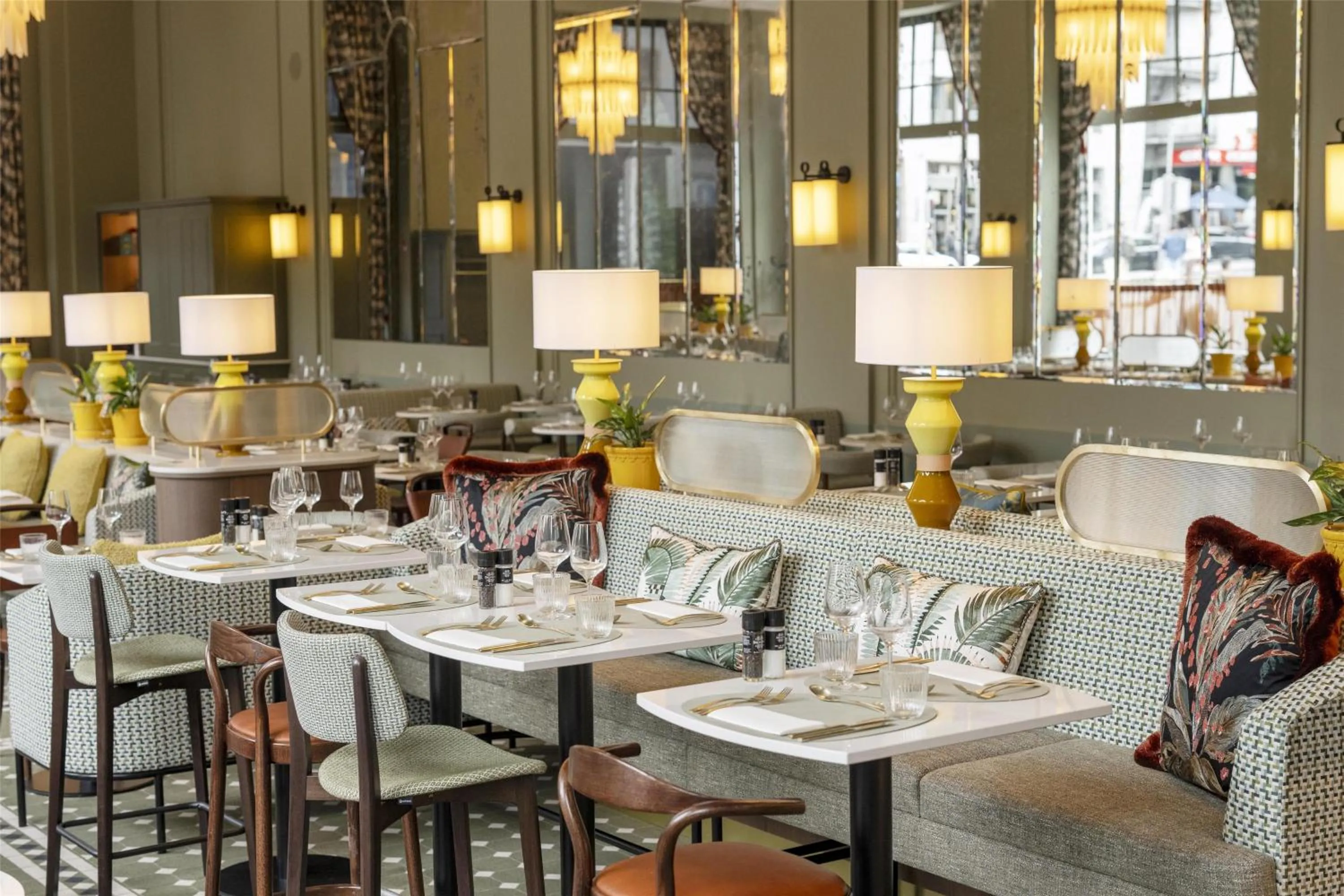 Restaurant/places to eat in DoubleTree By Hilton Brussels City