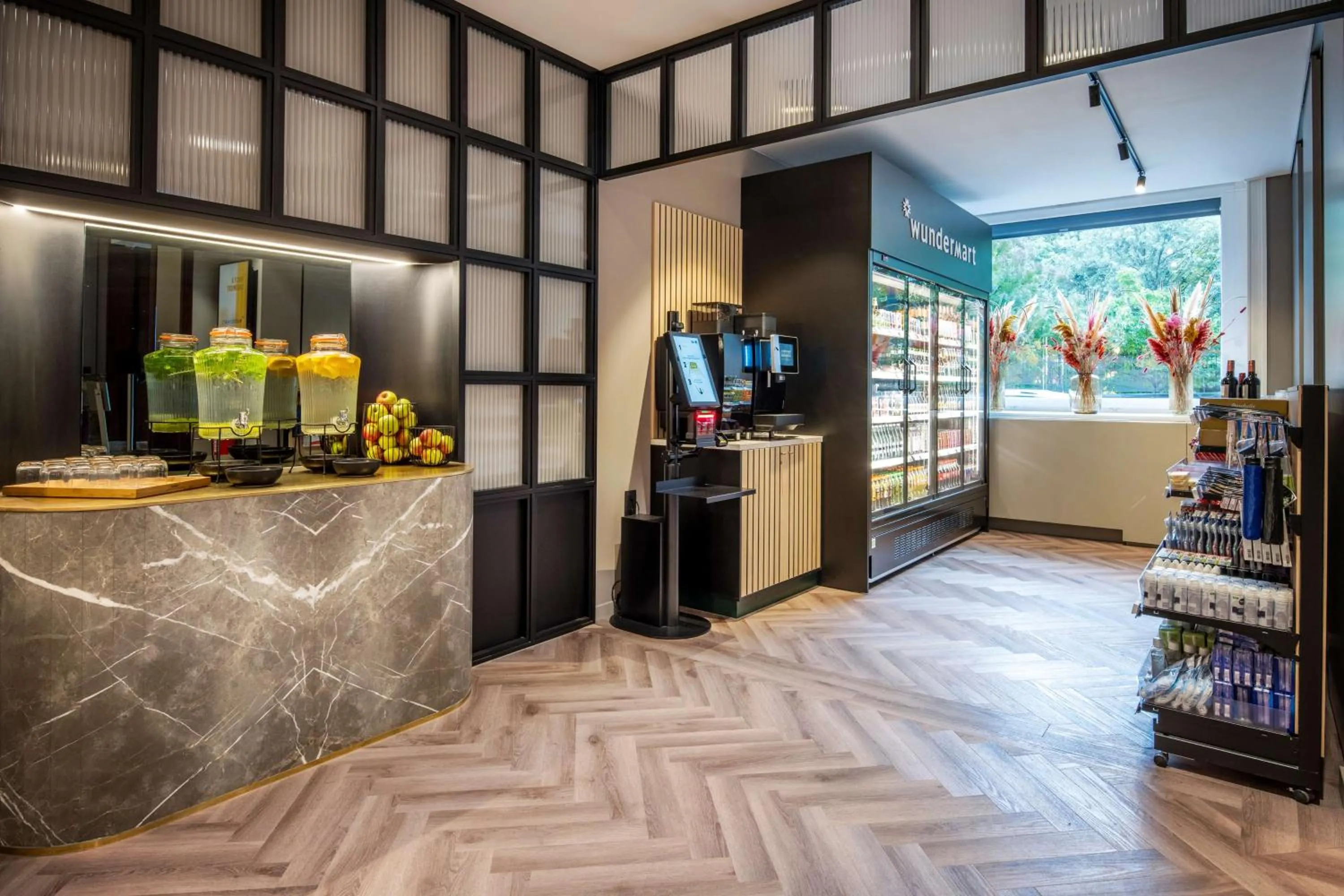 Restaurant/places to eat in DoubleTree By Hilton Brussels City