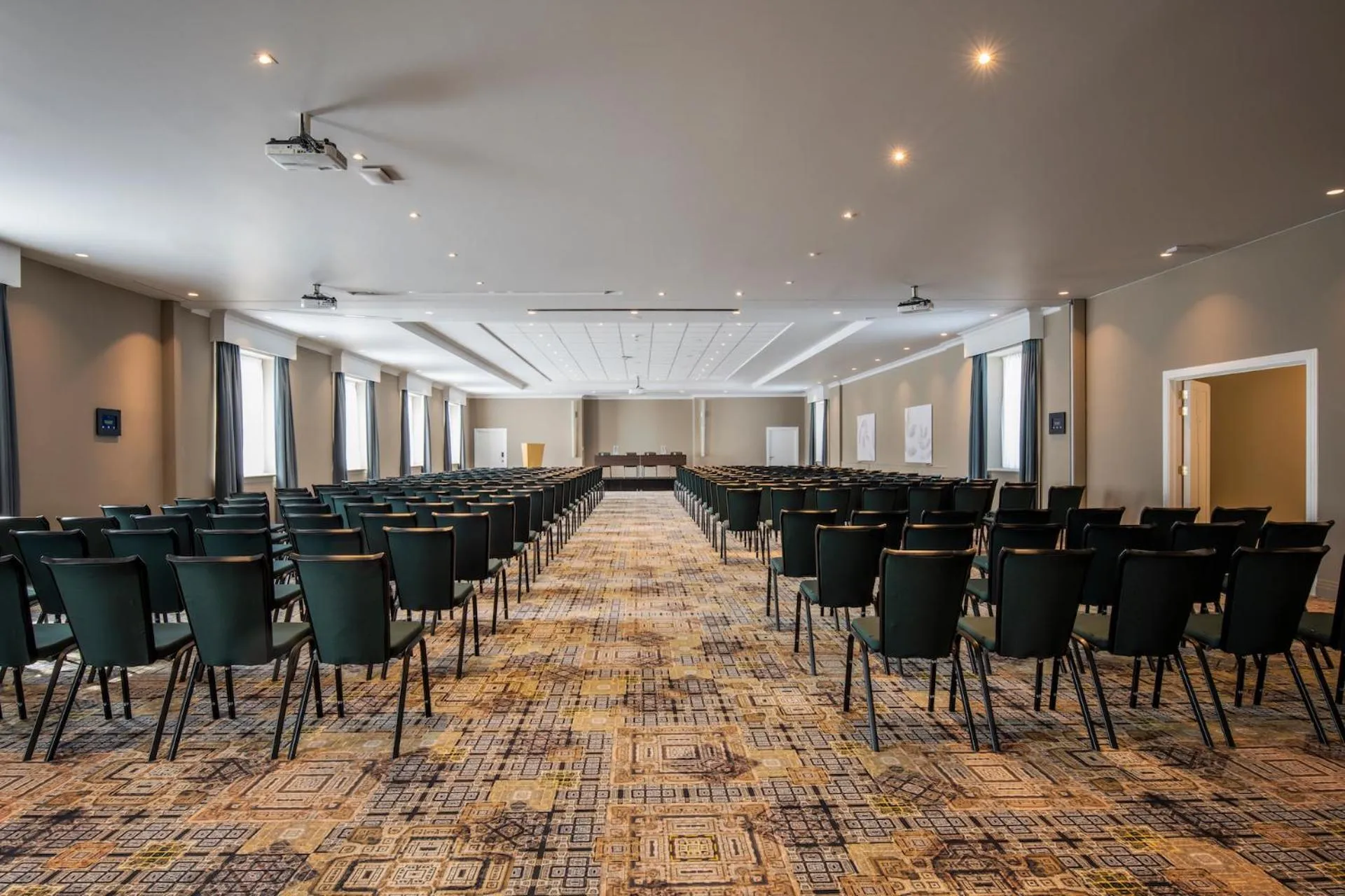 Meeting/conference room in DoubleTree By Hilton Brussels City