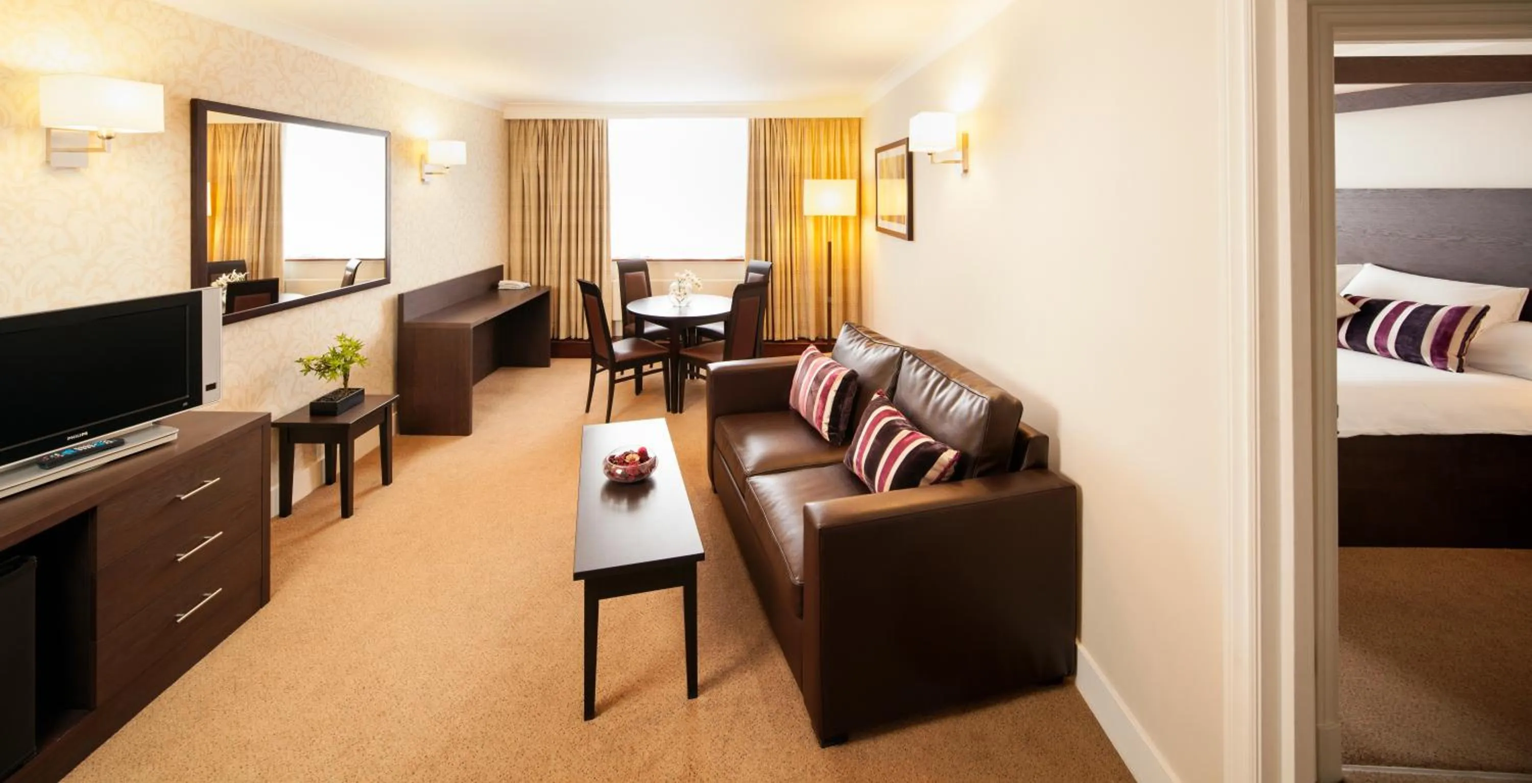 Seating area in Mercure Maidstone Great Danes Hotel