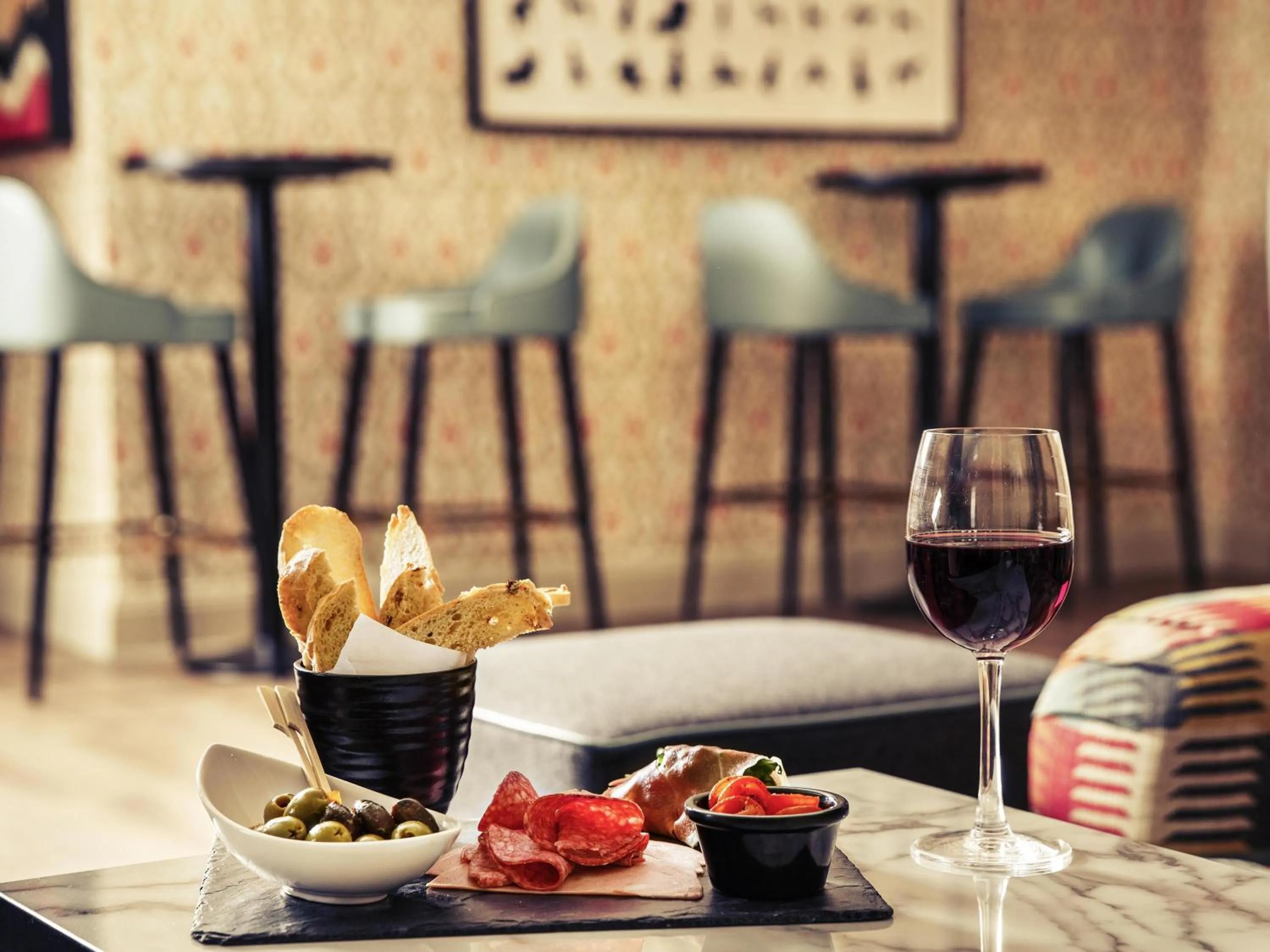 Restaurant/places to eat in Mercure Maidstone Great Danes Hotel