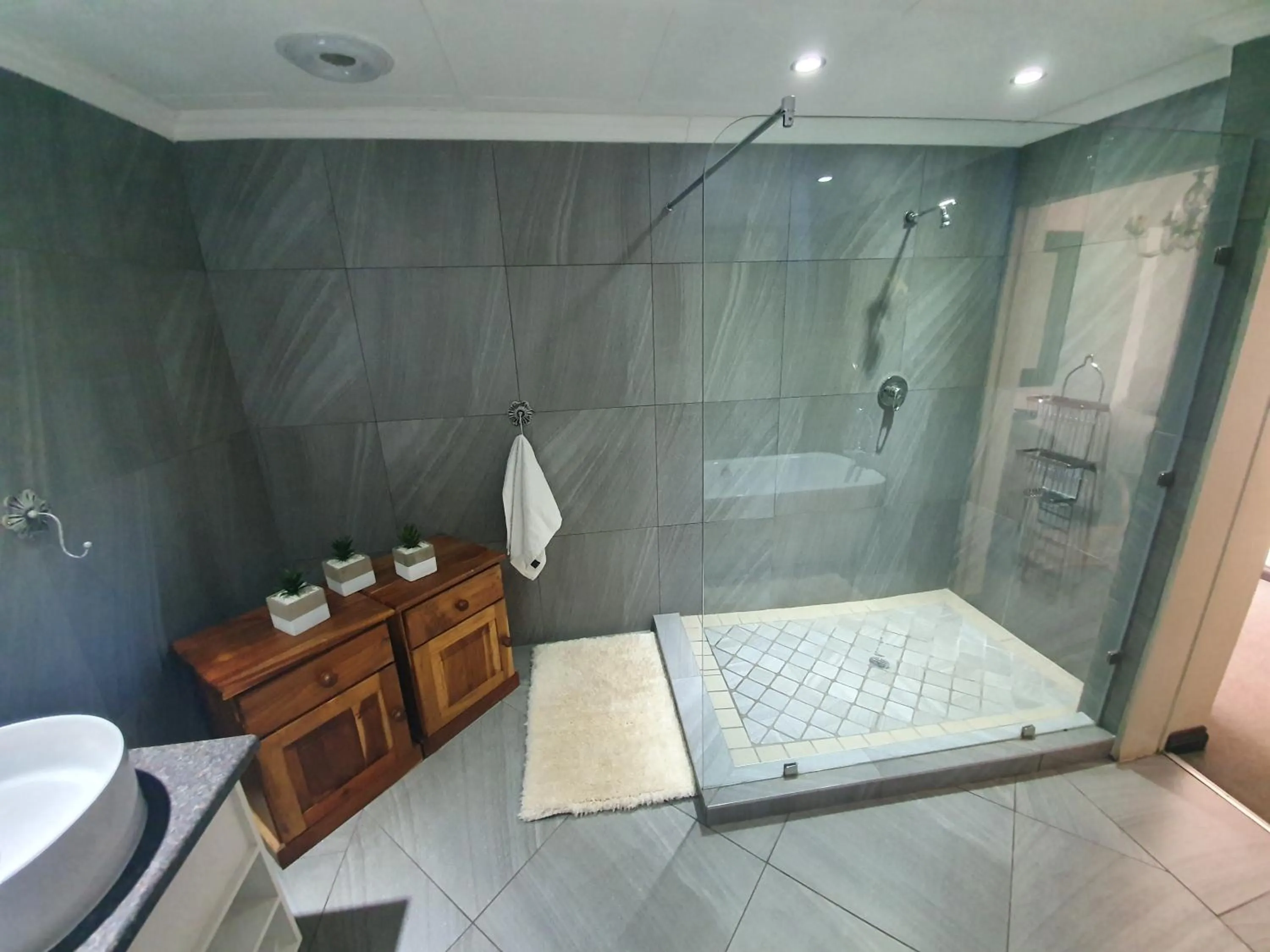 Shower in Leach Lodge