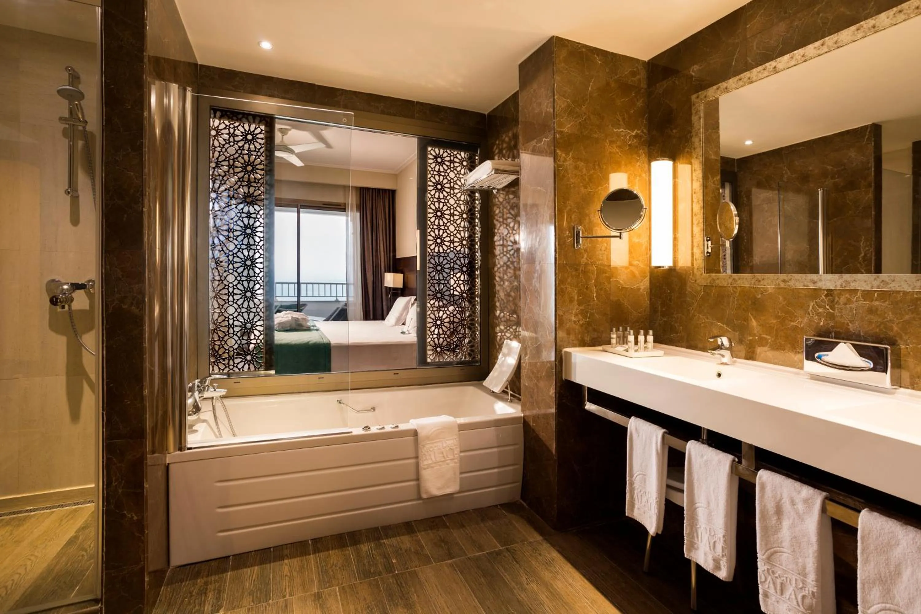 Bathroom in Concorde Green Park Palace