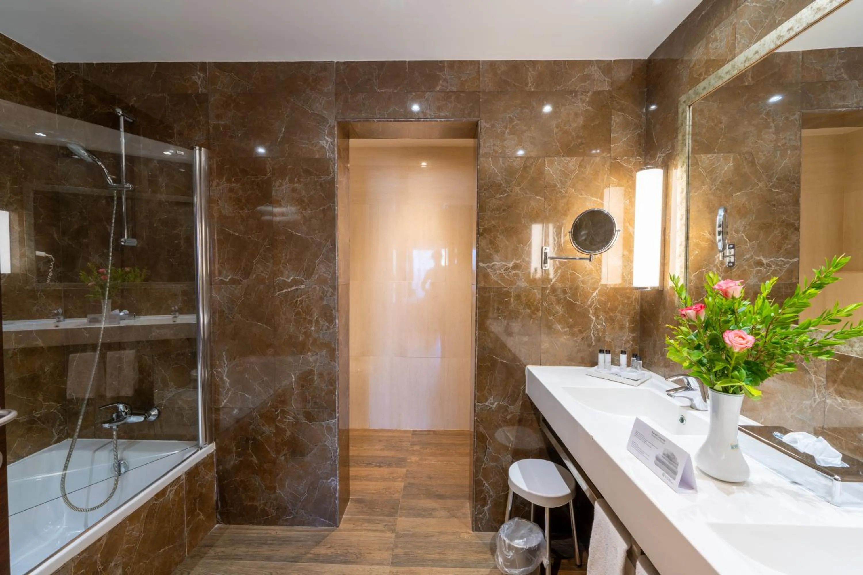 Concorde Green Park Palace