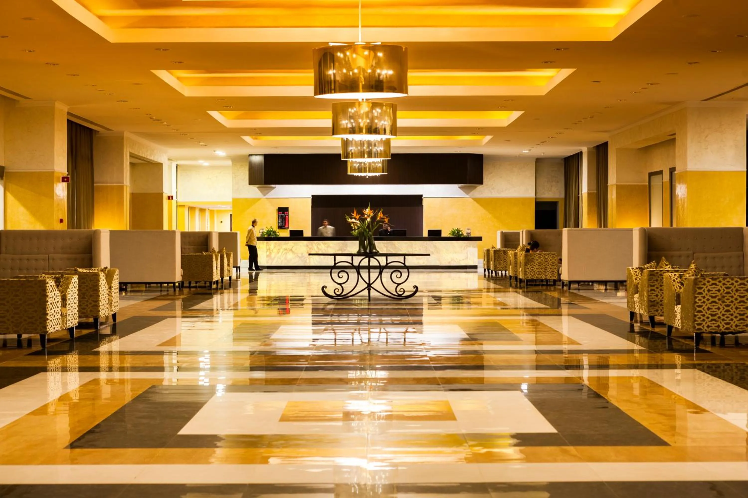 Lobby or reception in Concorde Green Park Palace
