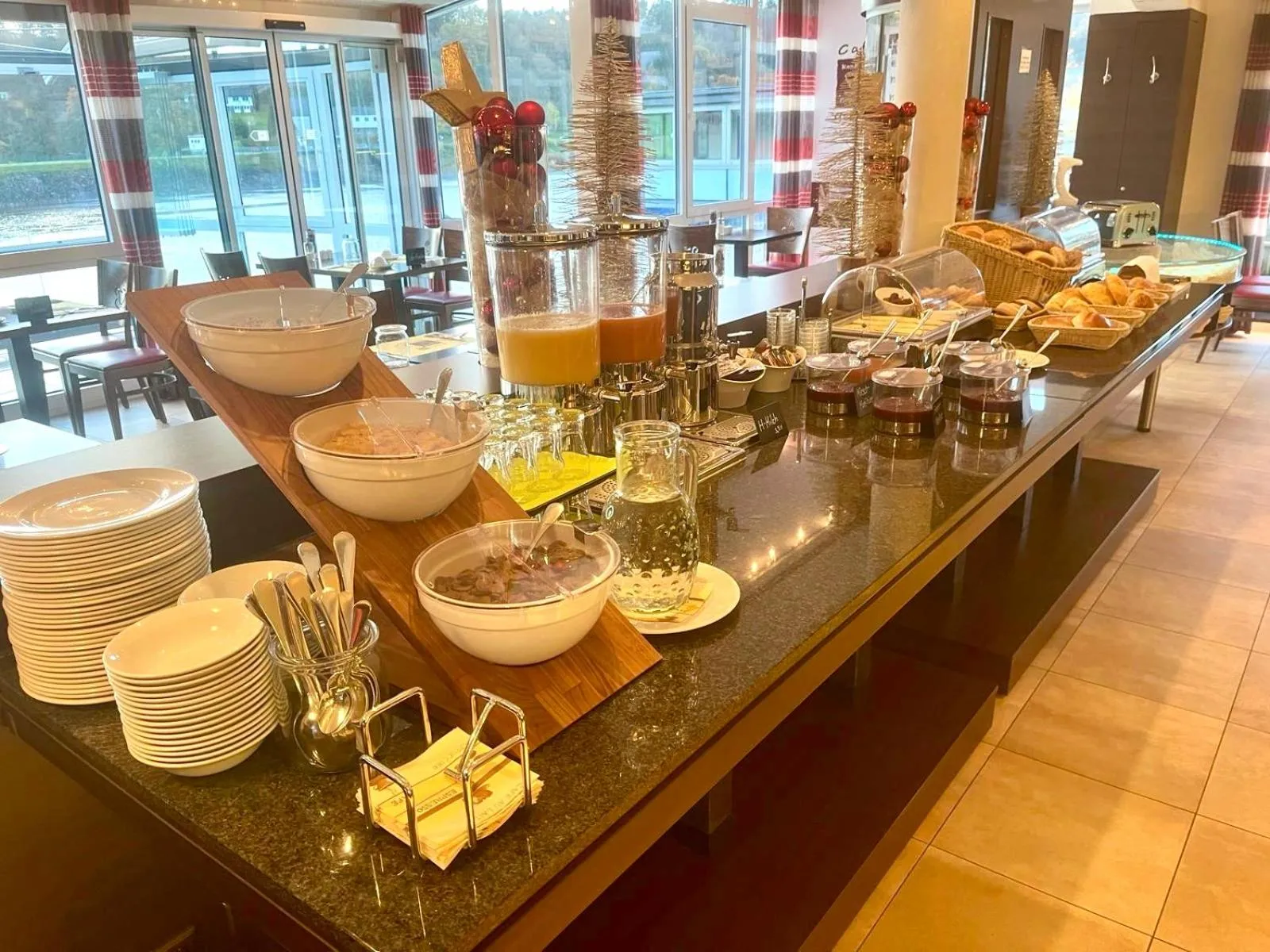 Buffet breakfast in Garni Hotel Henn