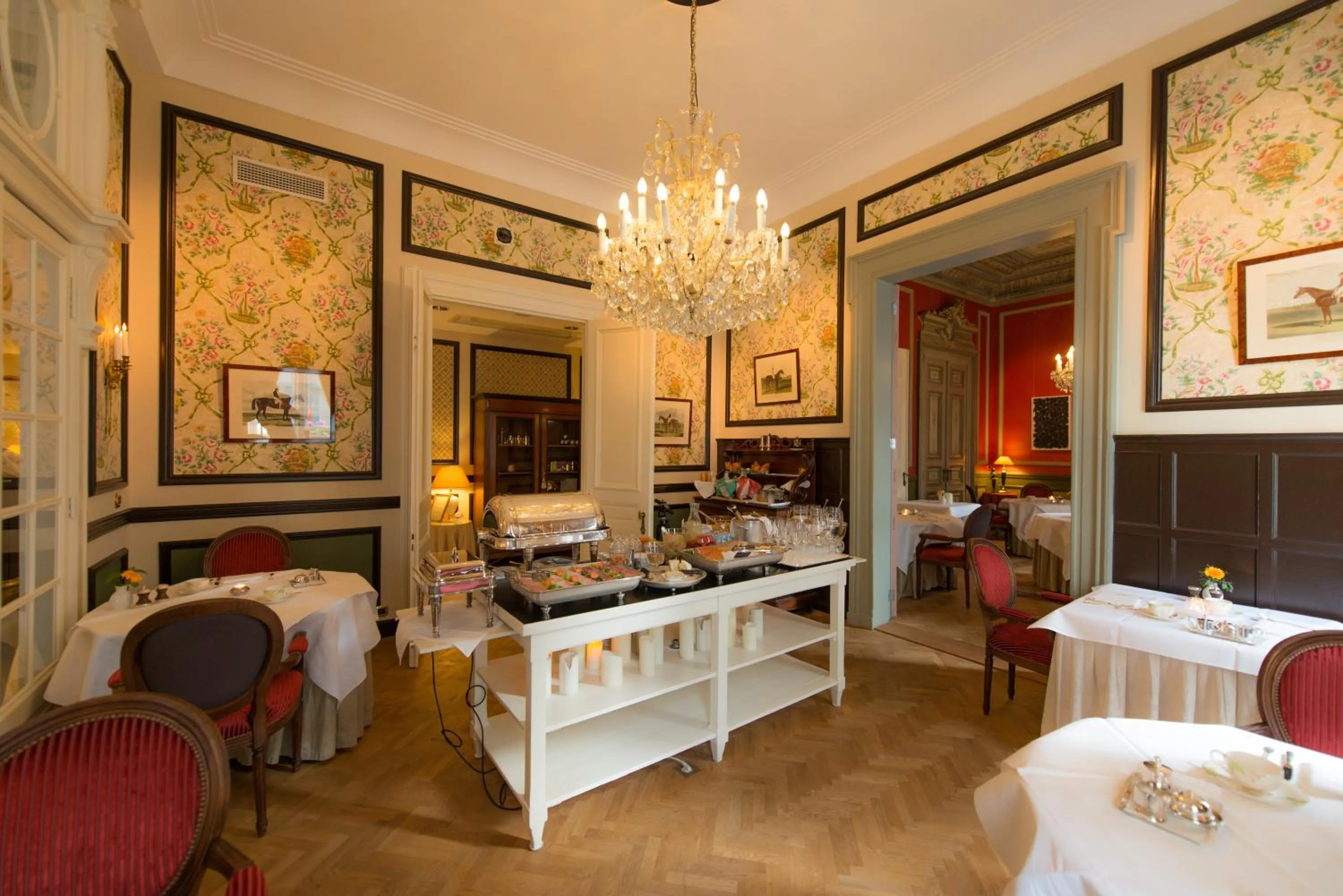Breakfast in Relais & Châteaux Hotel Heritage