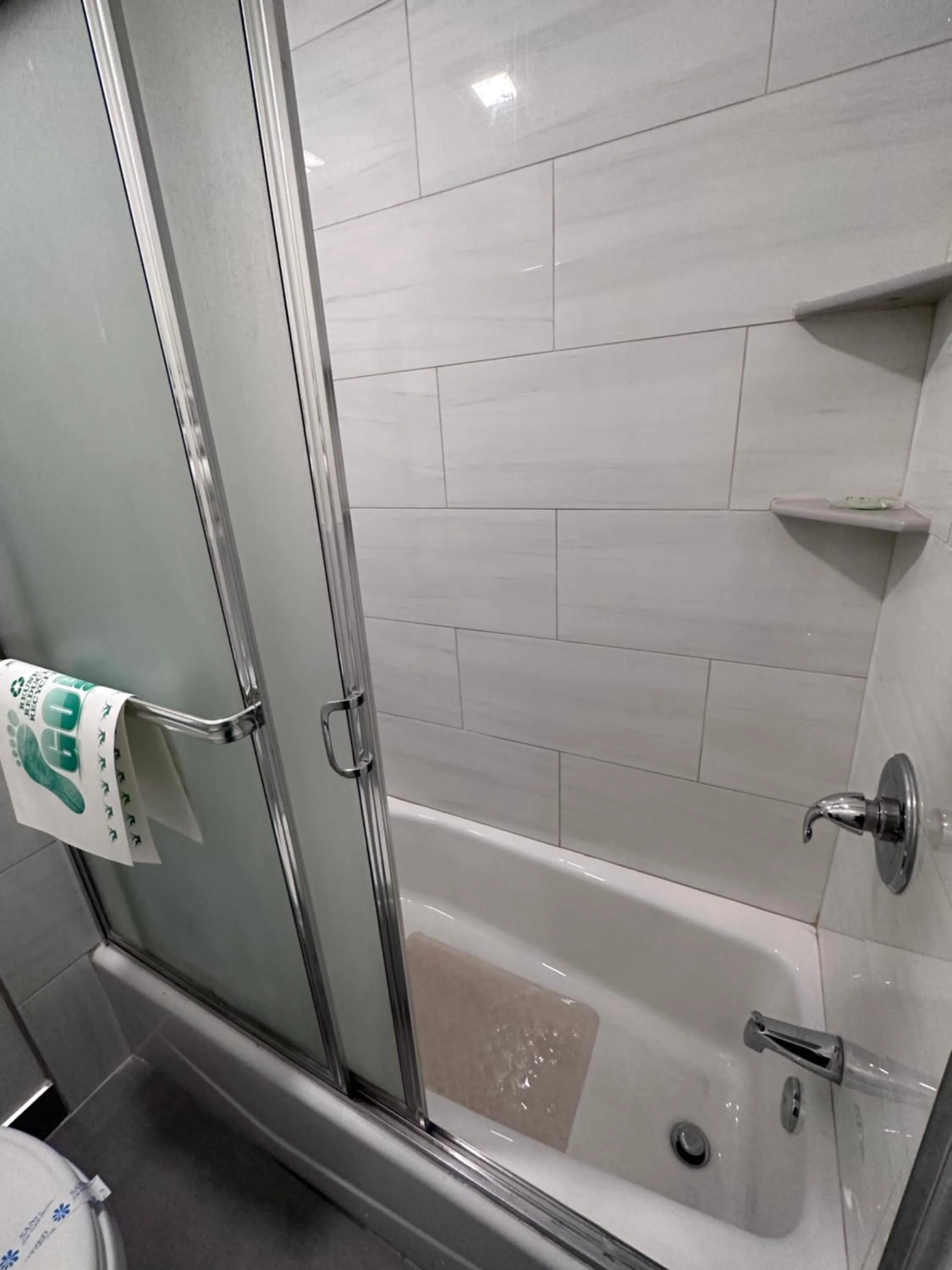 Bathroom in Willow Tree Lodge