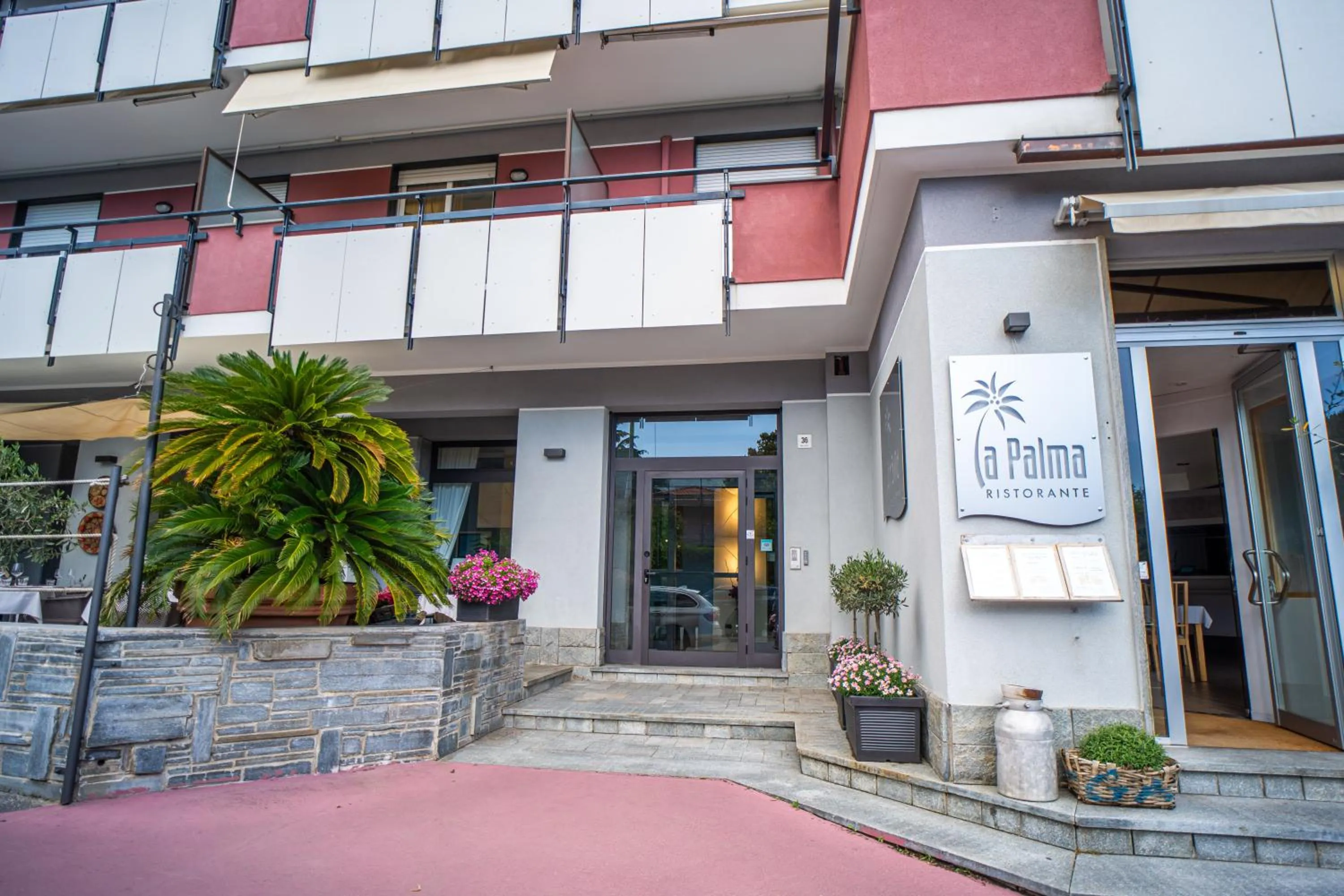 Property building in Residence La Palma