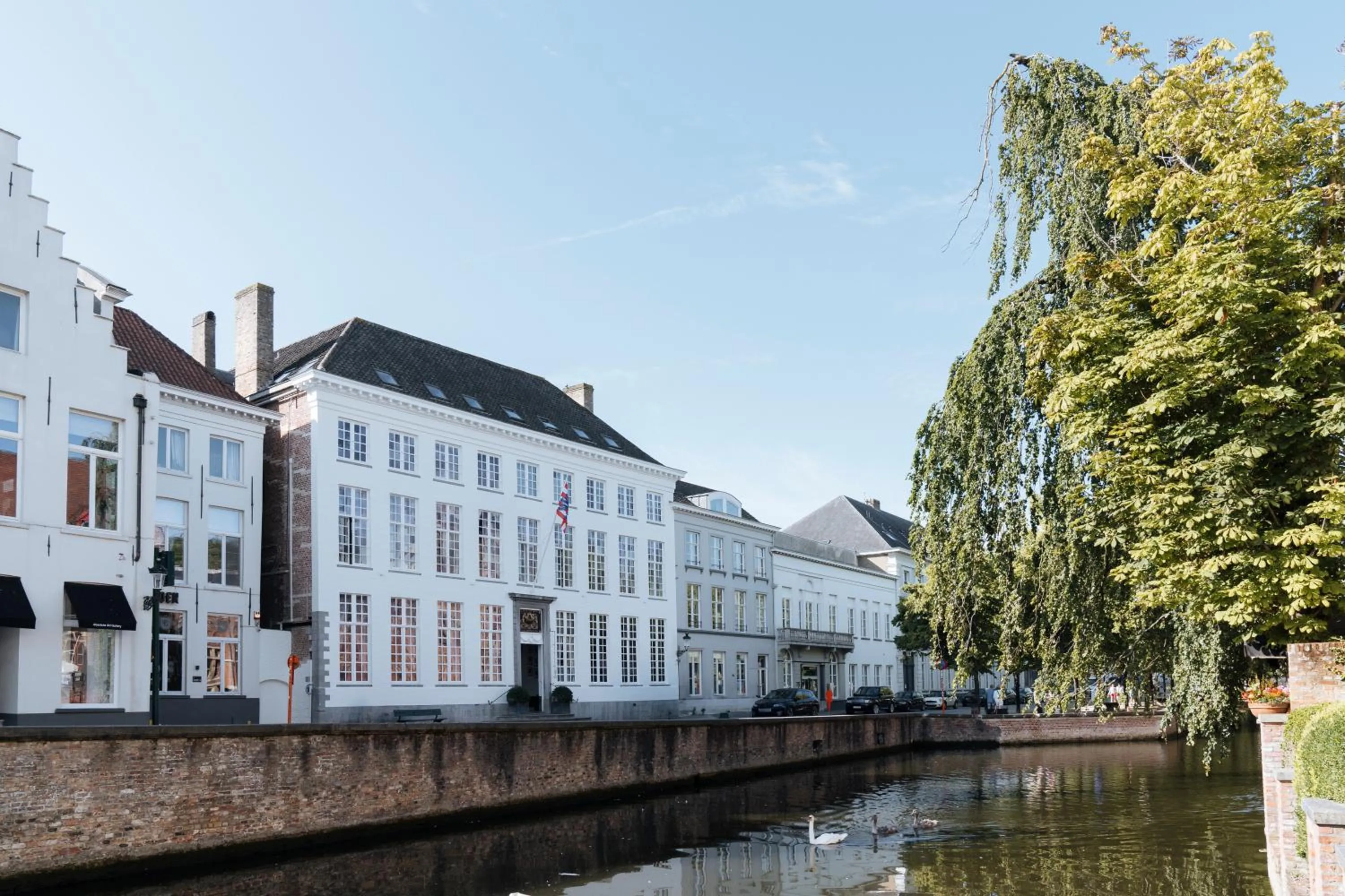 Property building in De Tuilerieën - Small Luxury Hotels of the World