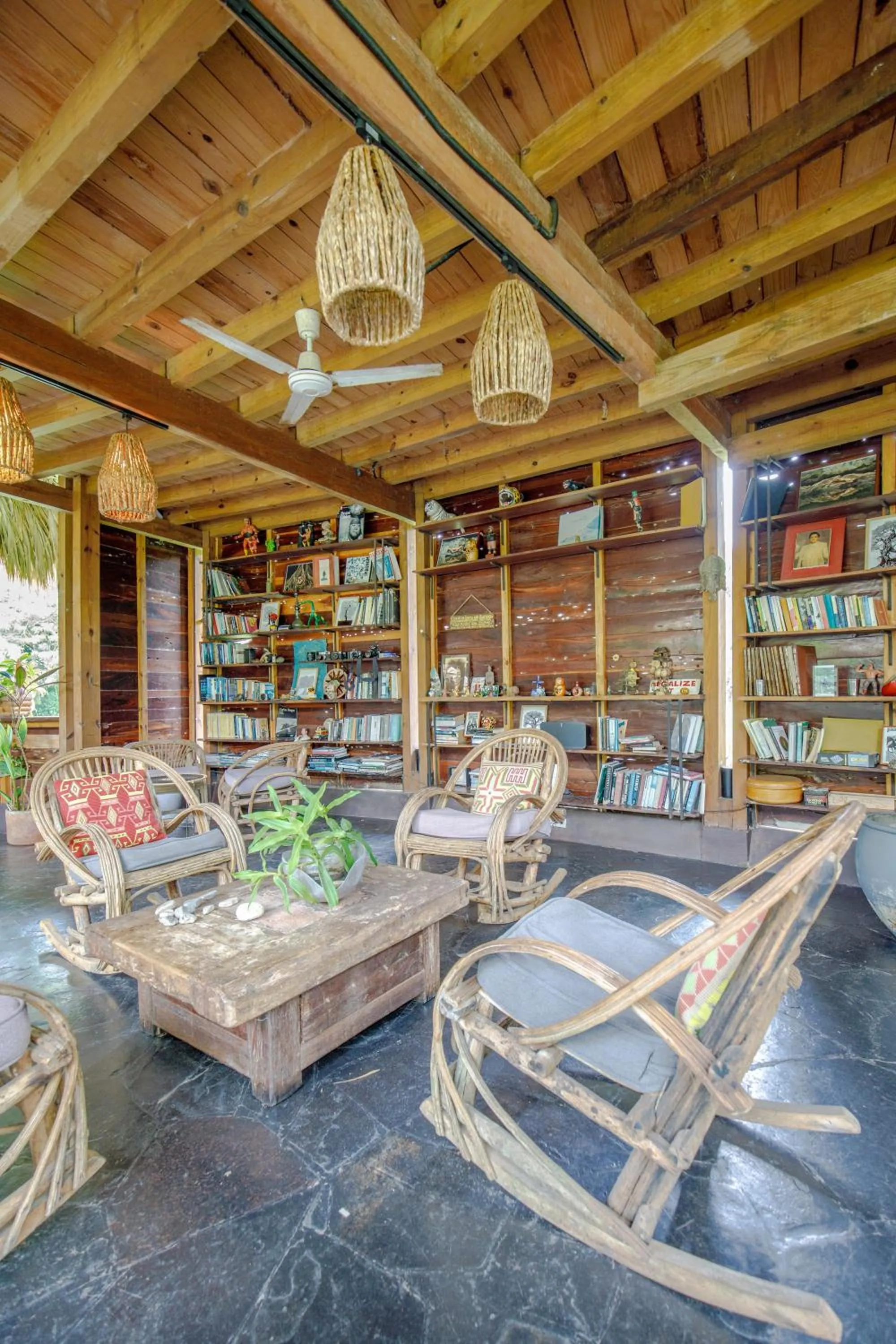 Library in ONE Santuario Natural