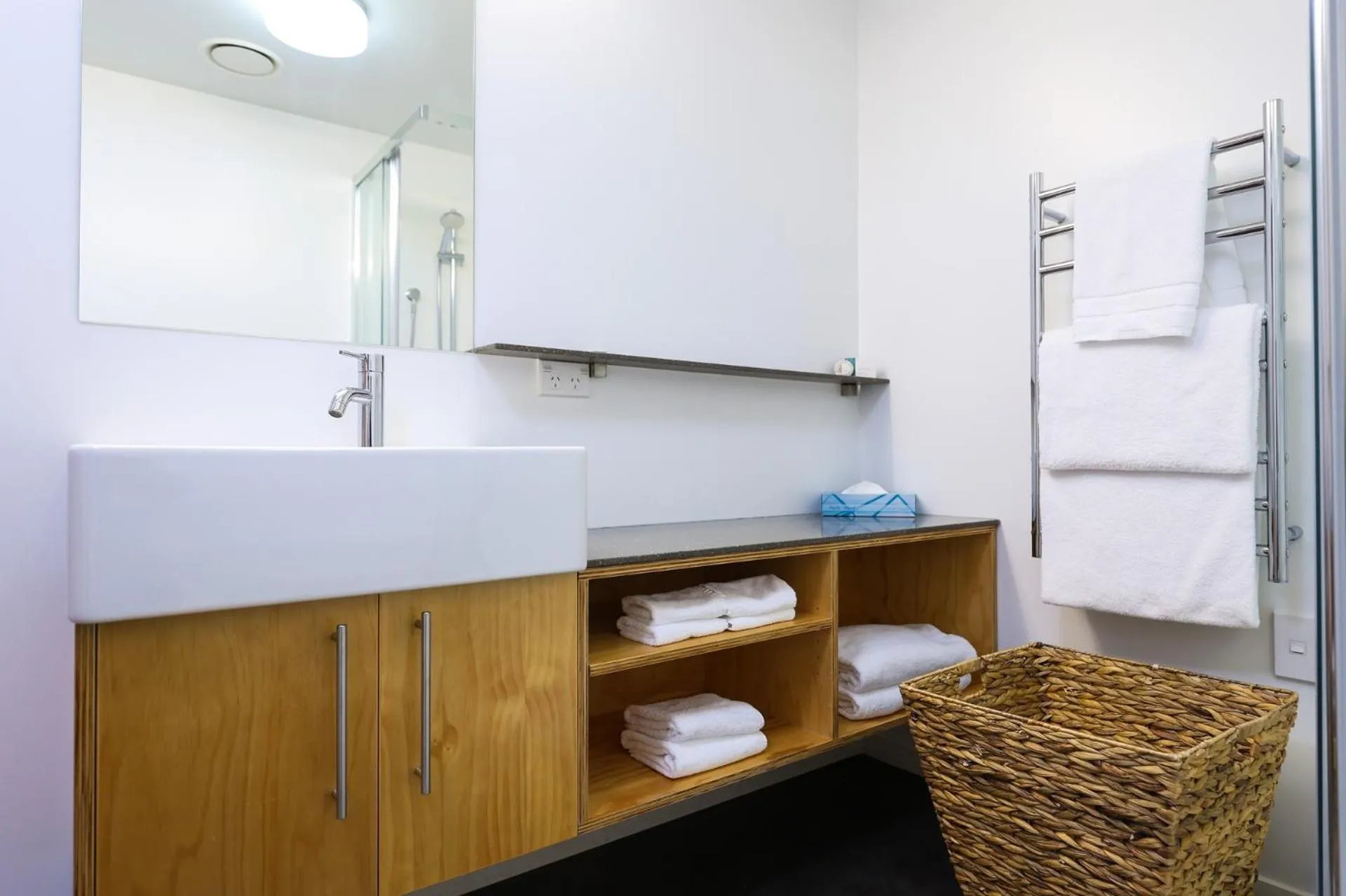 Bathroom in Kaiteriteri Recreation Reserve Apartments