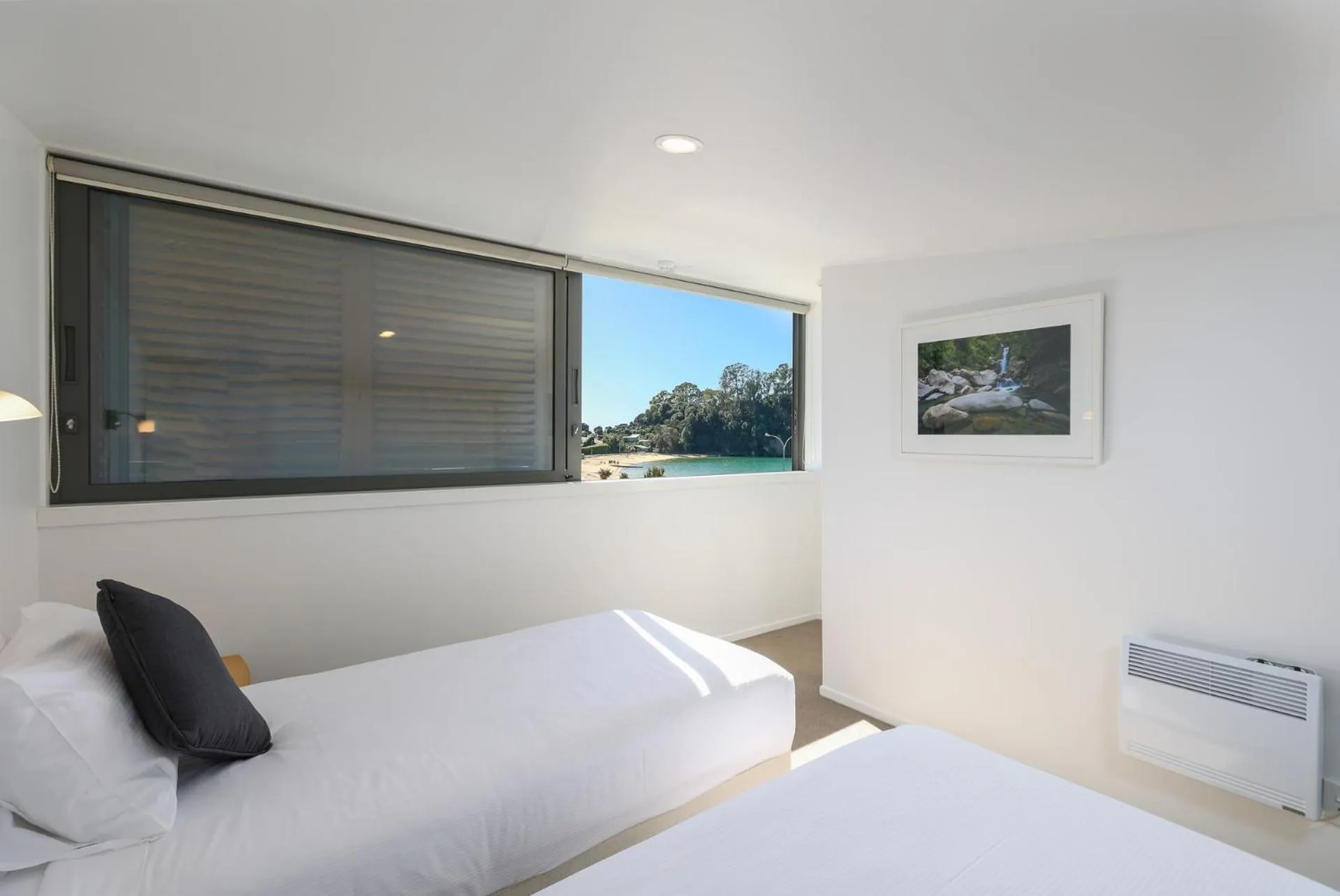 Bedroom, Bed in Kaiteriteri Recreation Reserve Apartments