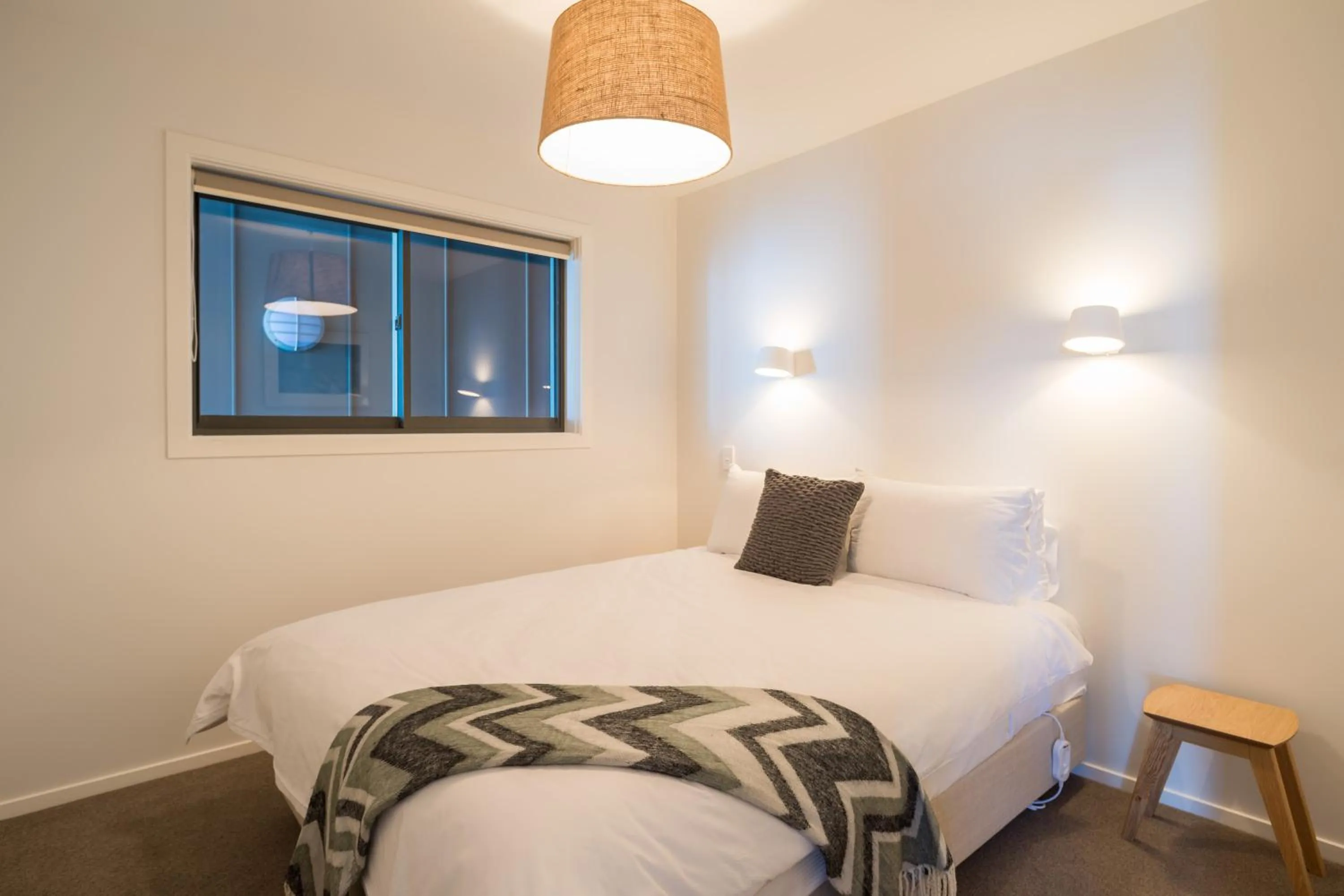 Bed in Kaiteriteri Recreation Reserve Apartments