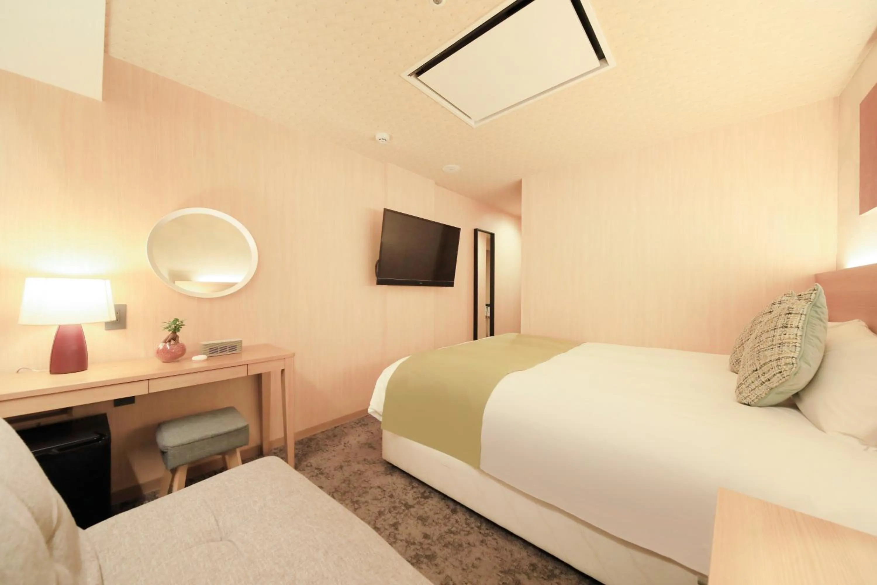 Photo of the whole room, Bed in QuintessaHotel SapporoSusukino63 Relax&Spa