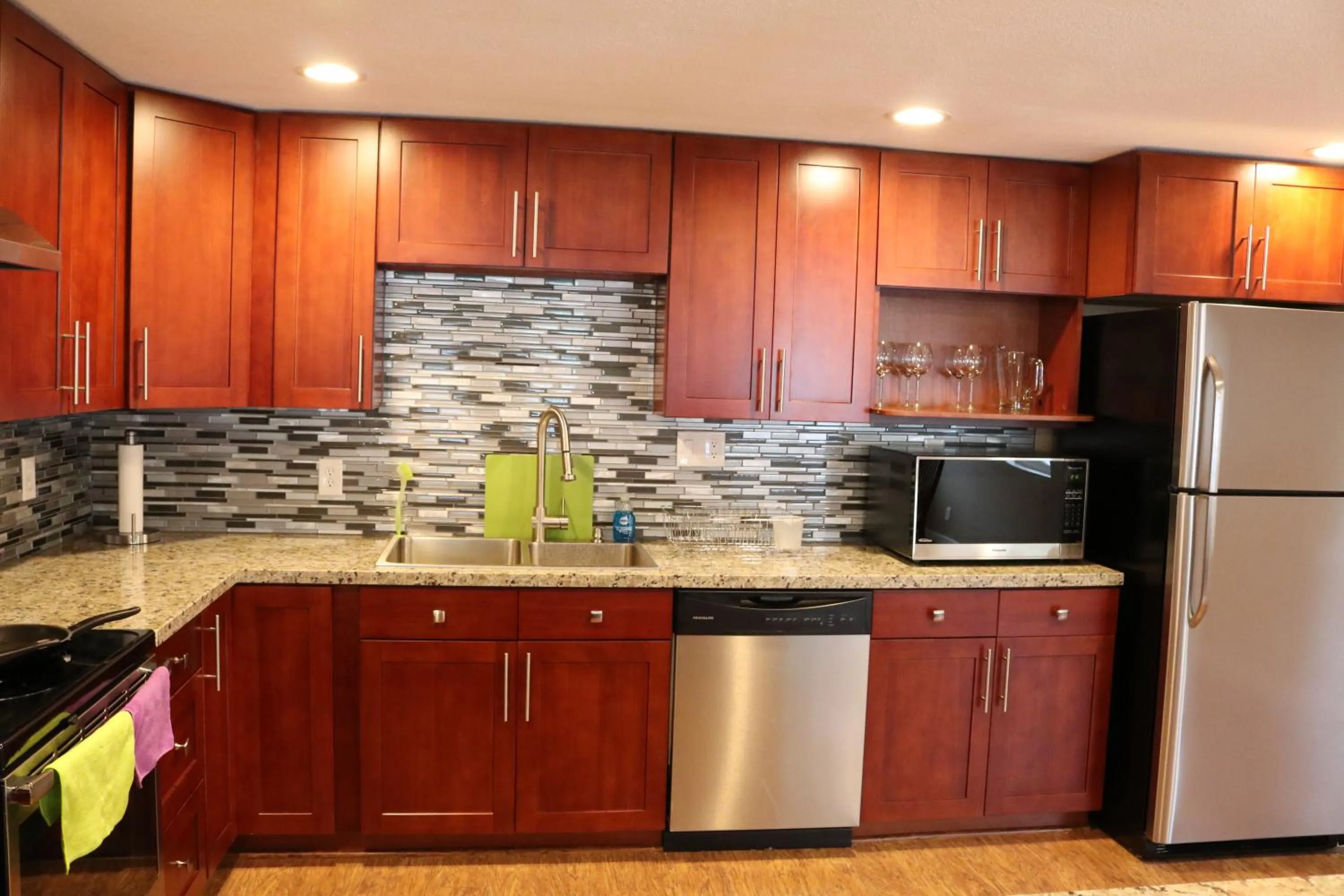 Kitchen or kitchenette in Quiet, clean and comfortable room