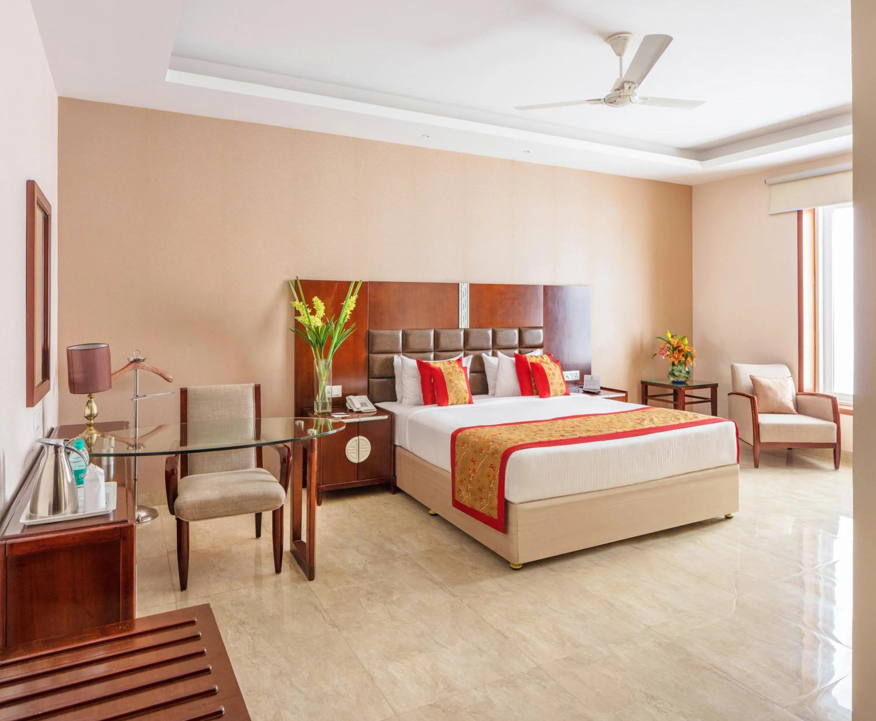 Bathroom, Bed in Orchha Palace and Convention Centre