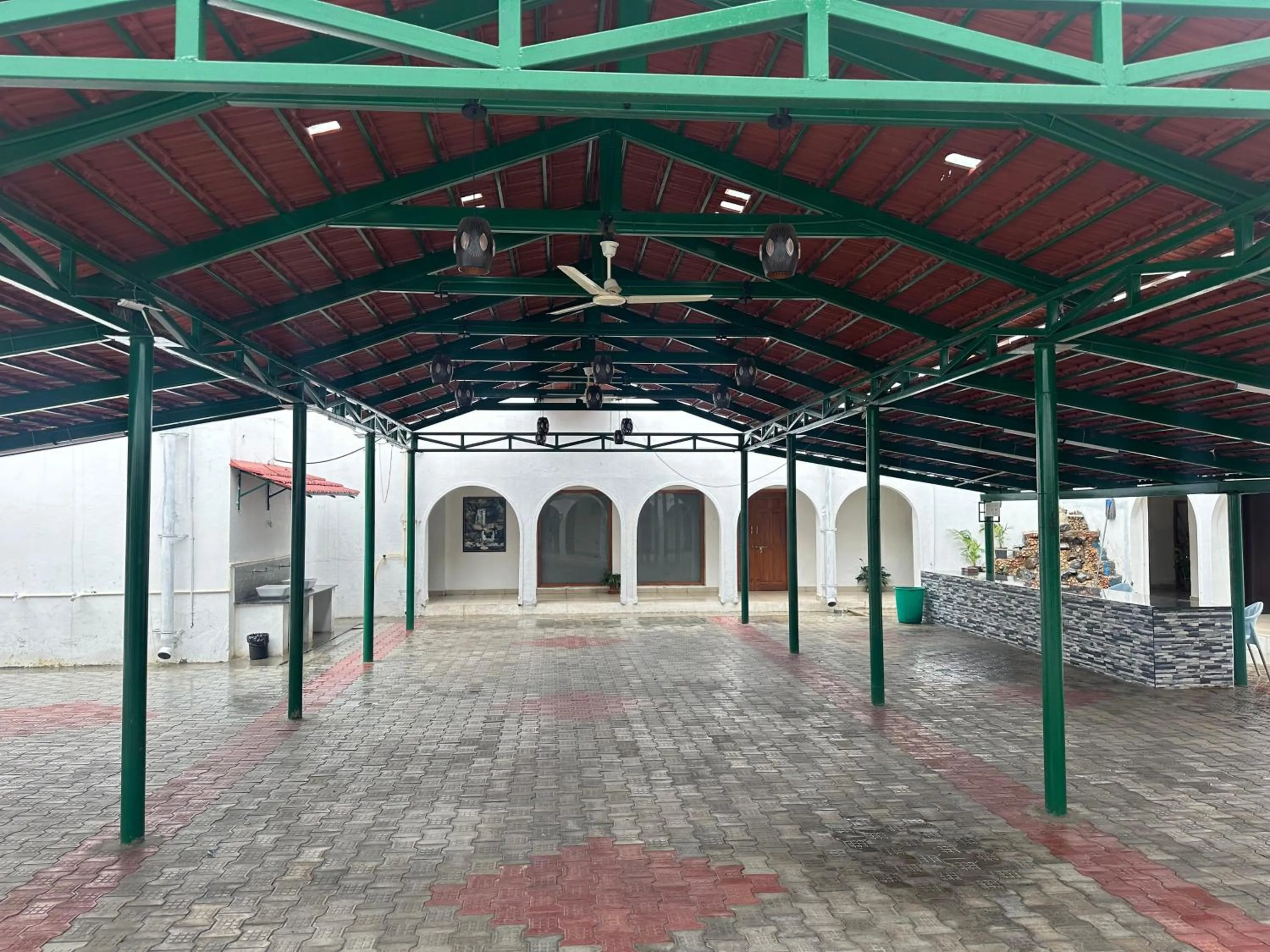 Dining area in KSTDC Hotel Mayura Hoysala, Mysore
