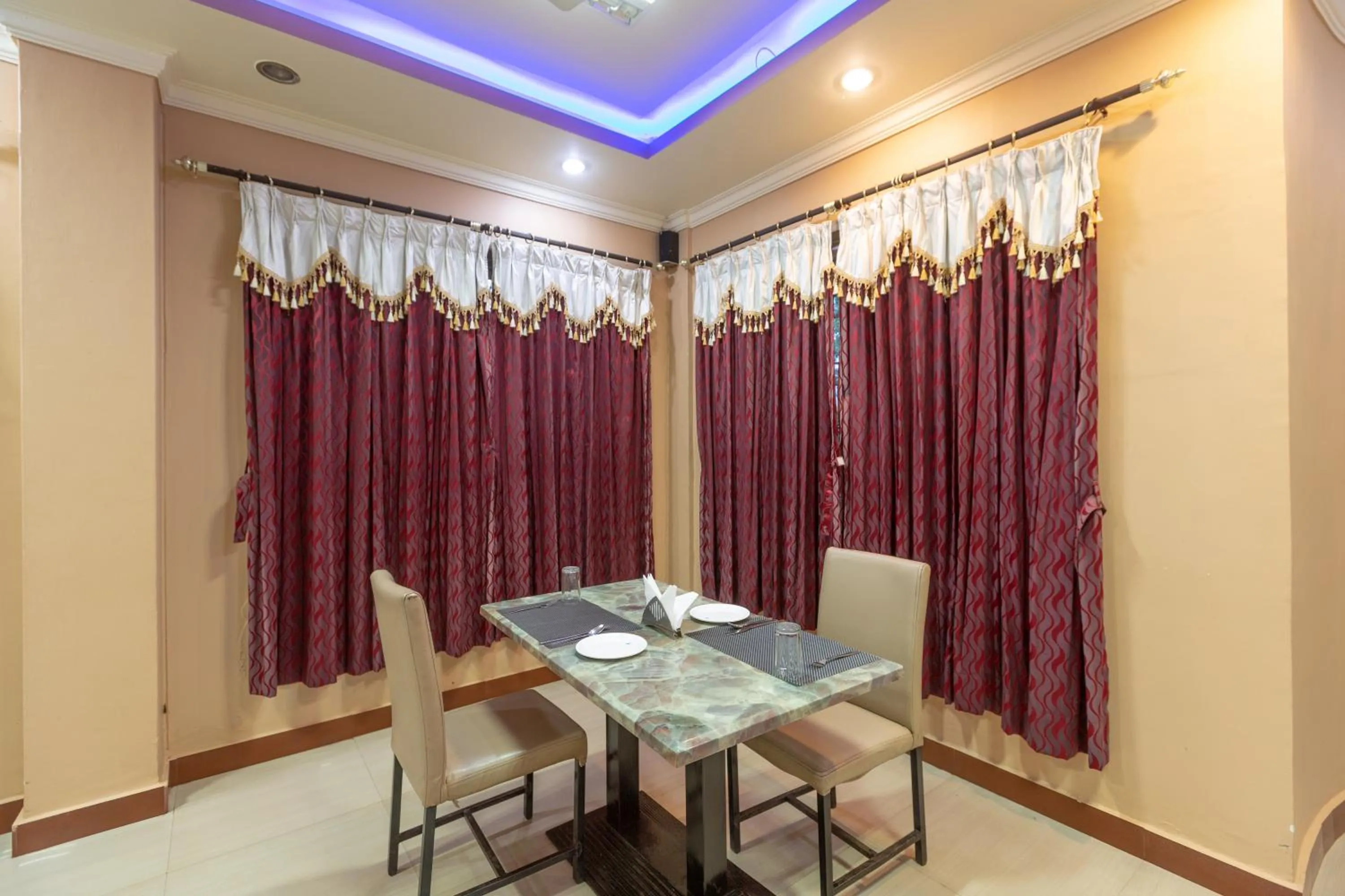 KSTDC Hotel Mayura Chalukya, Badami