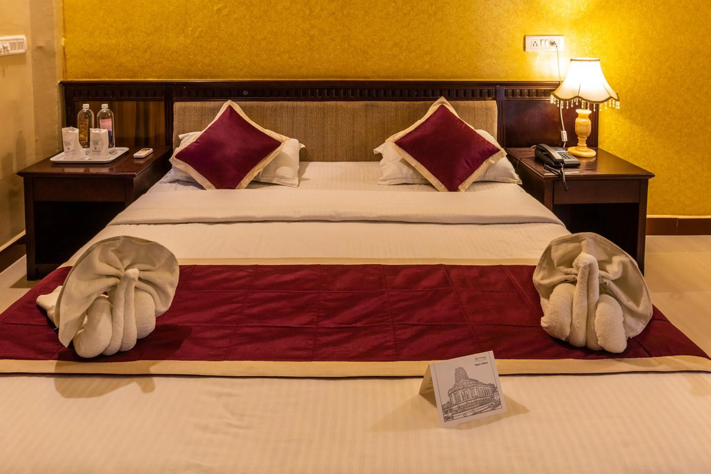 Bed in KSTDC Hotel Mayura Chalukya, Badami